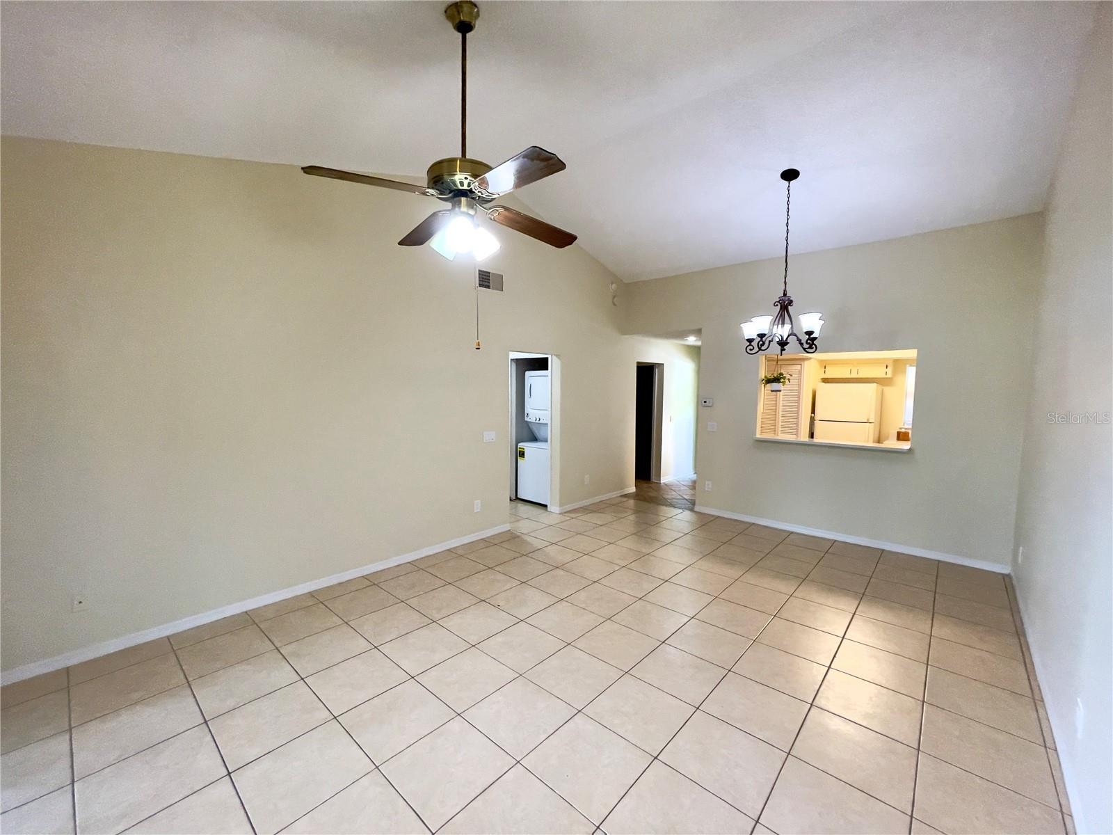 253 S Wilderness Pt #14b Property Photo 11