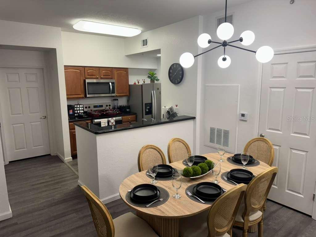 O6441721 Property Photo 10