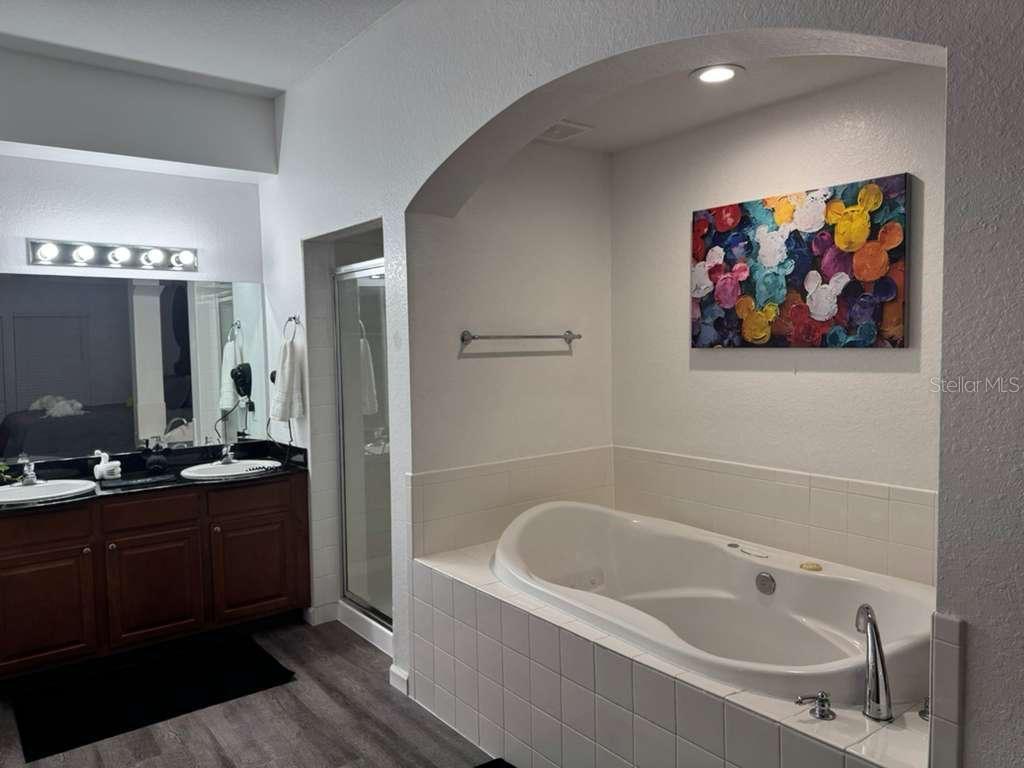 O6441721 Property Photo 16