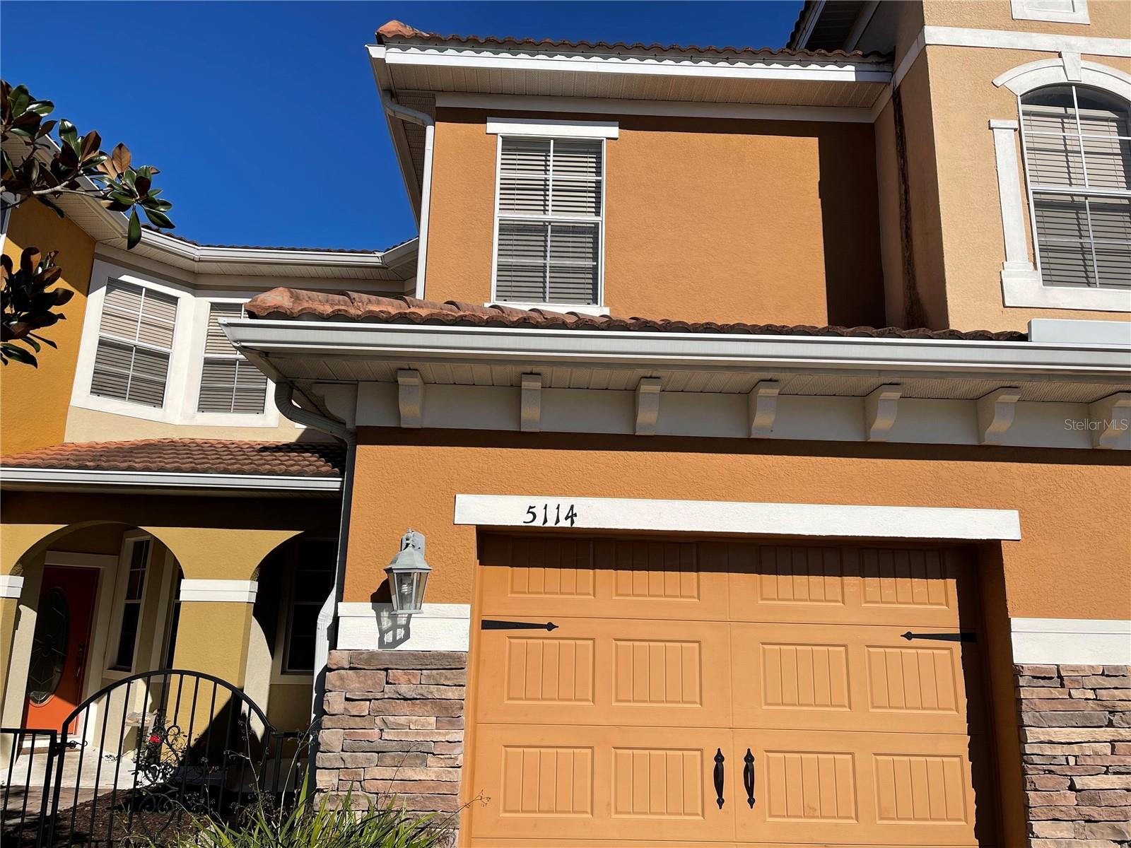 5114 FIORELLA LN Property Photo 1