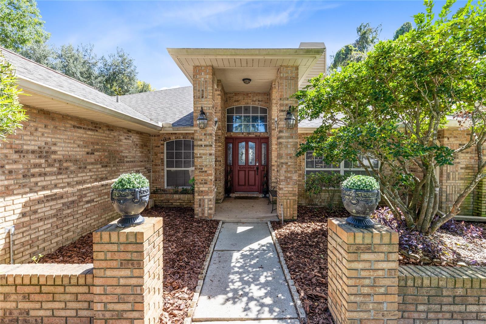 15052 Green Valley Blvd Property Photo 3