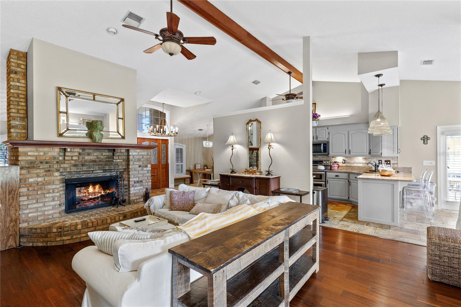 15052 Green Valley Blvd Property Photo 10