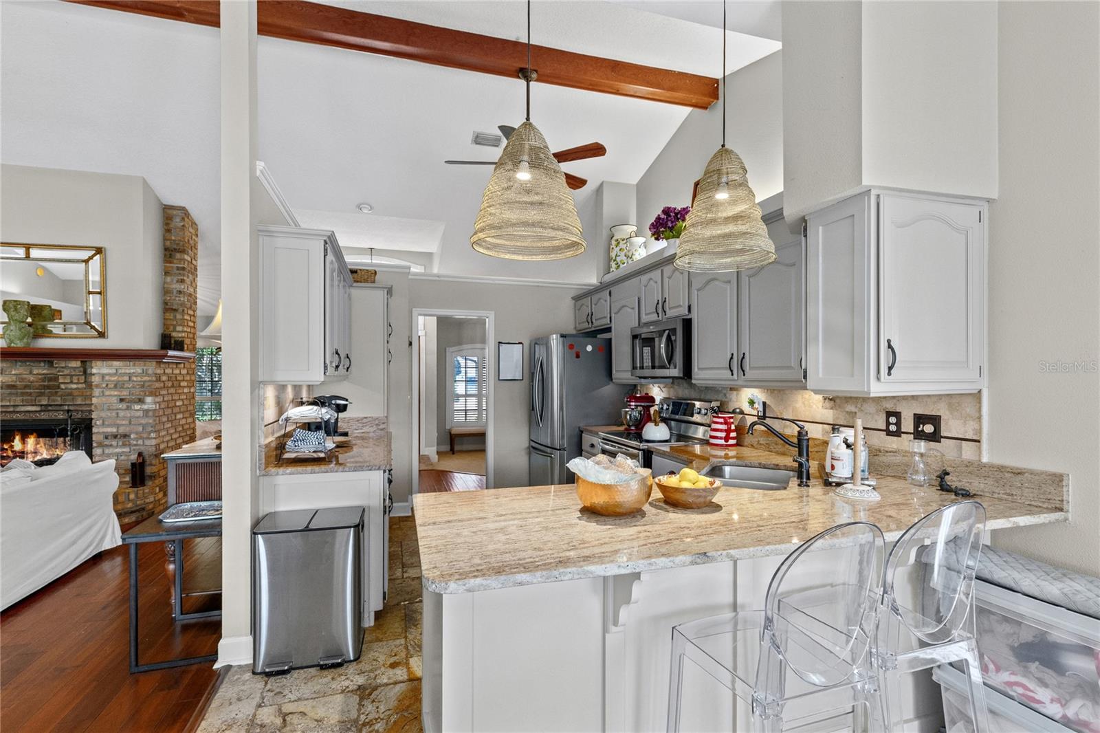 15052 Green Valley Blvd Property Photo 11