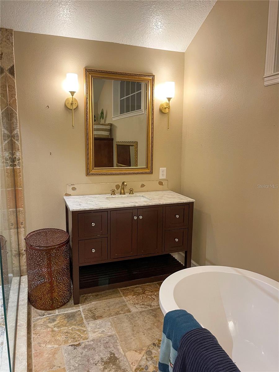 15052 Green Valley Blvd Property Photo 19