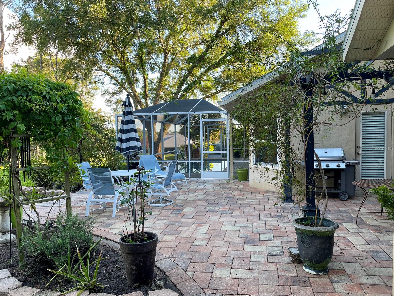 15052 Green Valley Blvd Property Photo 32