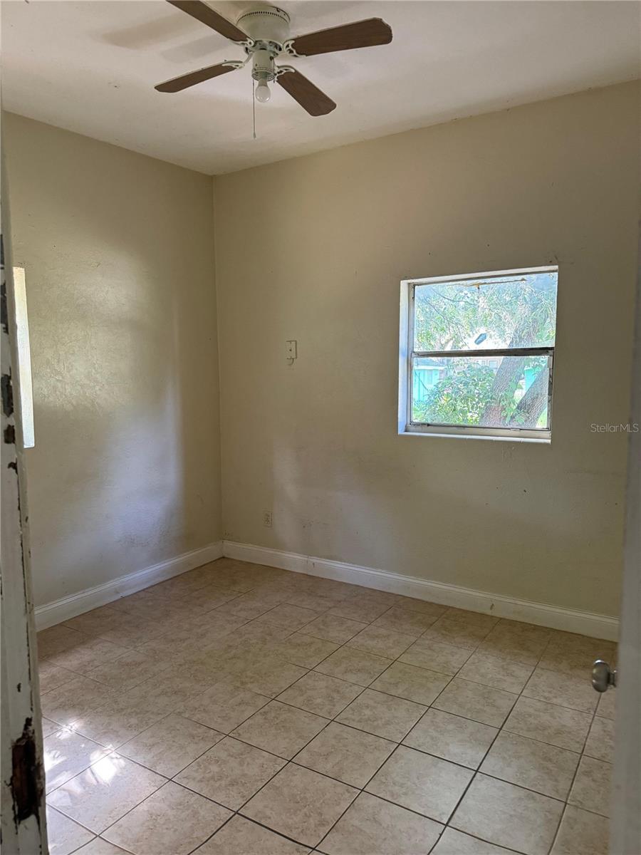 525 Sunset Dr Property Photo 7