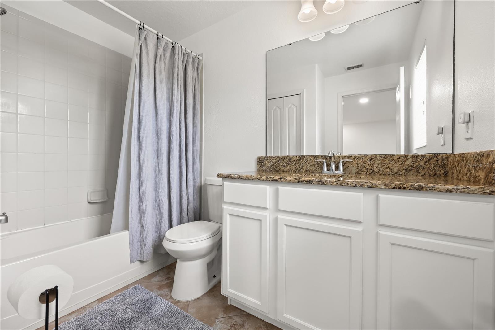 7668 Fairgrove Ave Property Photo 10