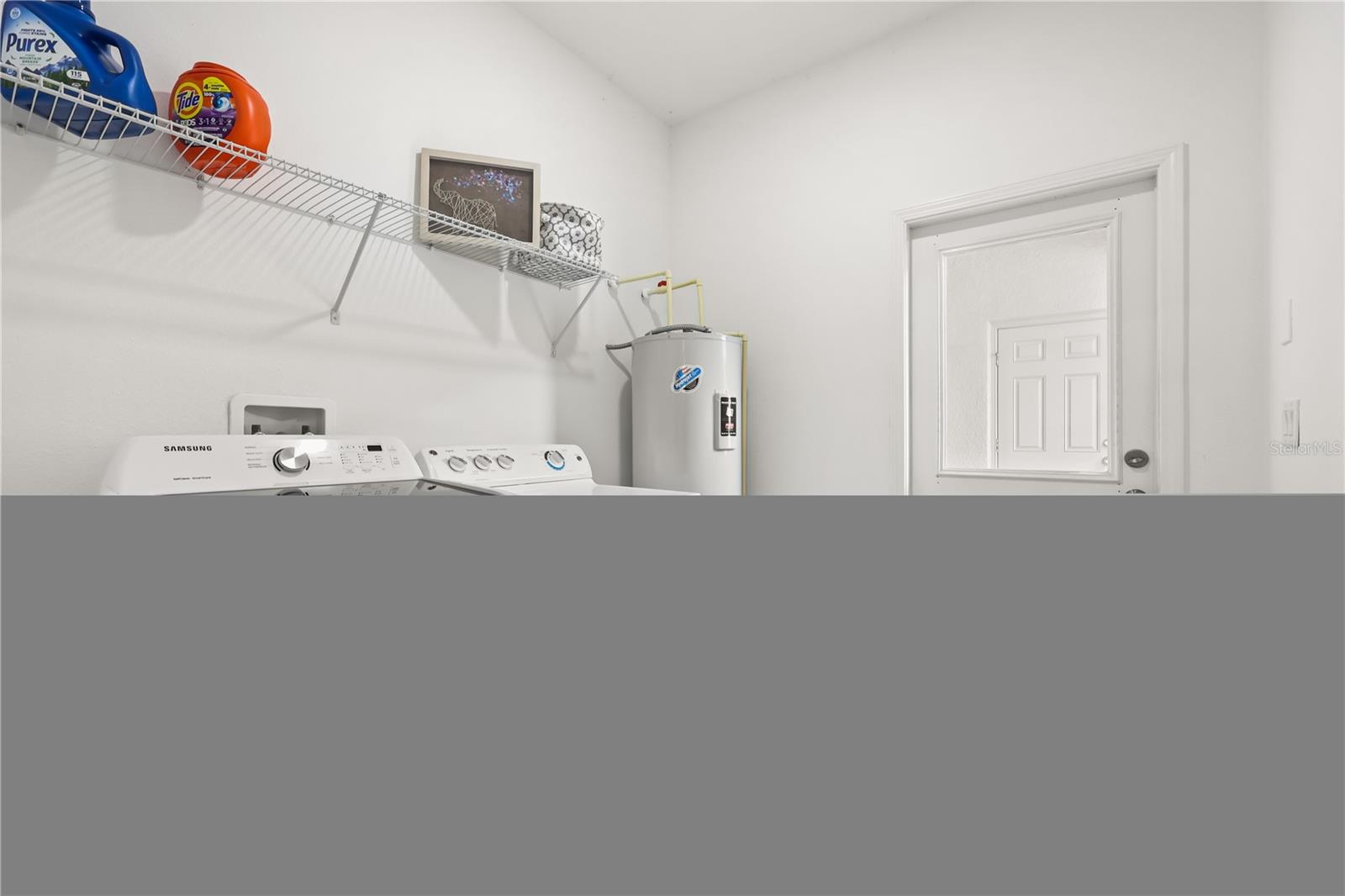 7668 Fairgrove Ave Property Photo 14