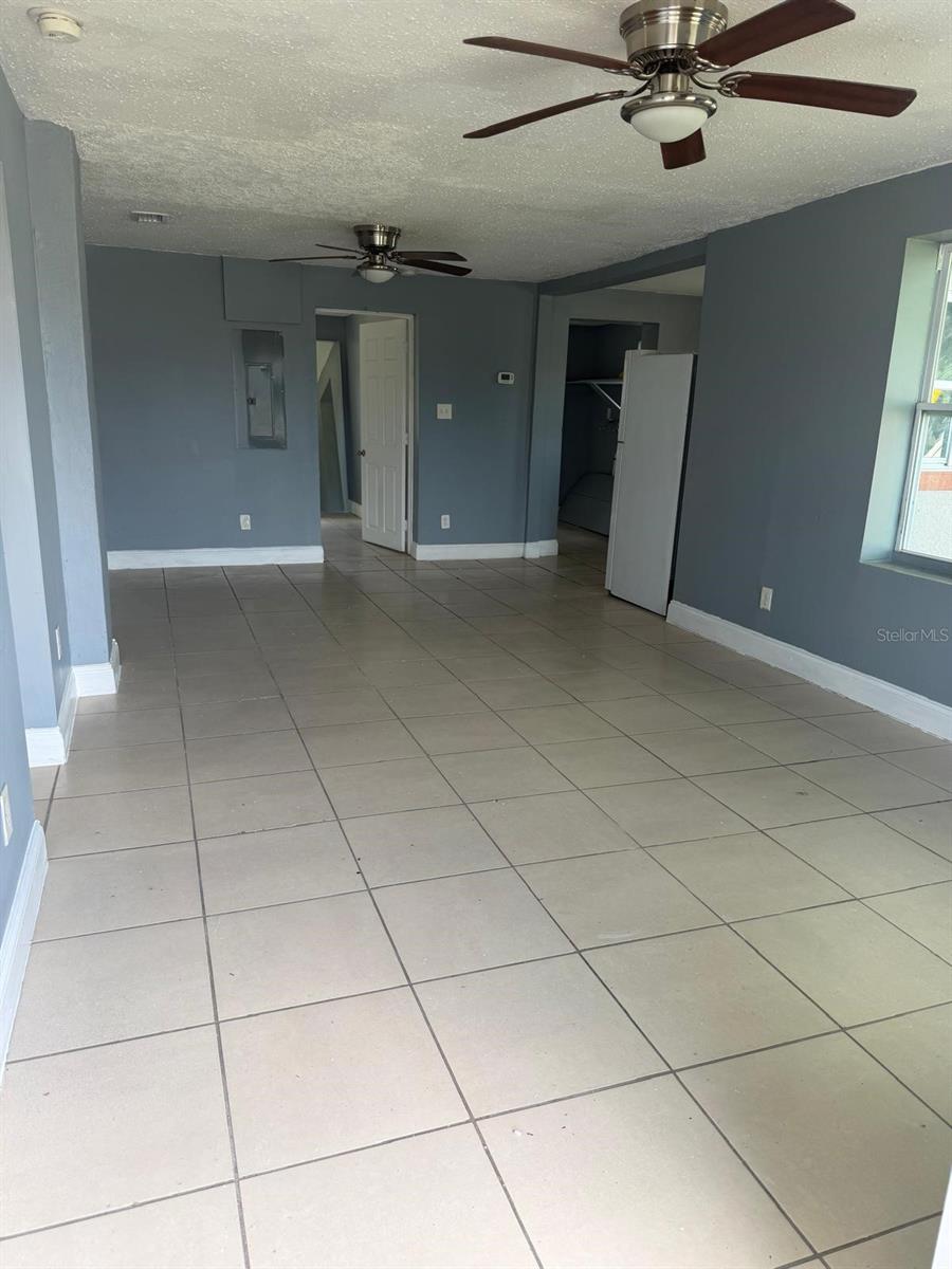 701 23rd St Property Photo 5