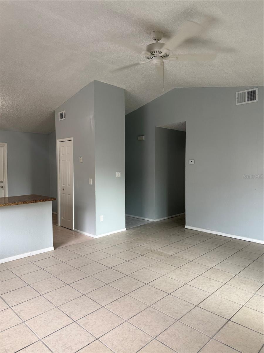 316 Summerset Dr Property Photo 5