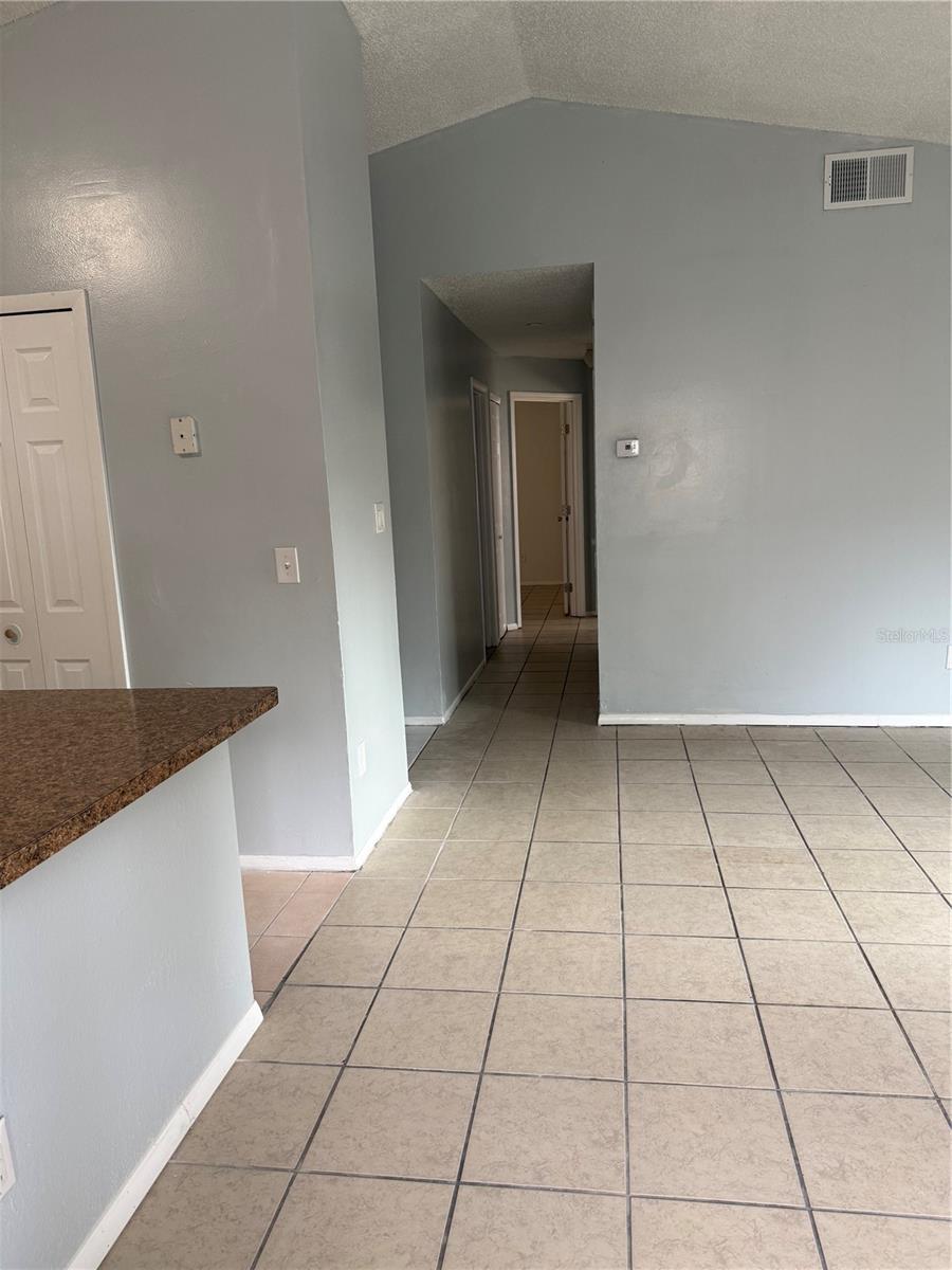 316 Summerset Dr Property Photo 7