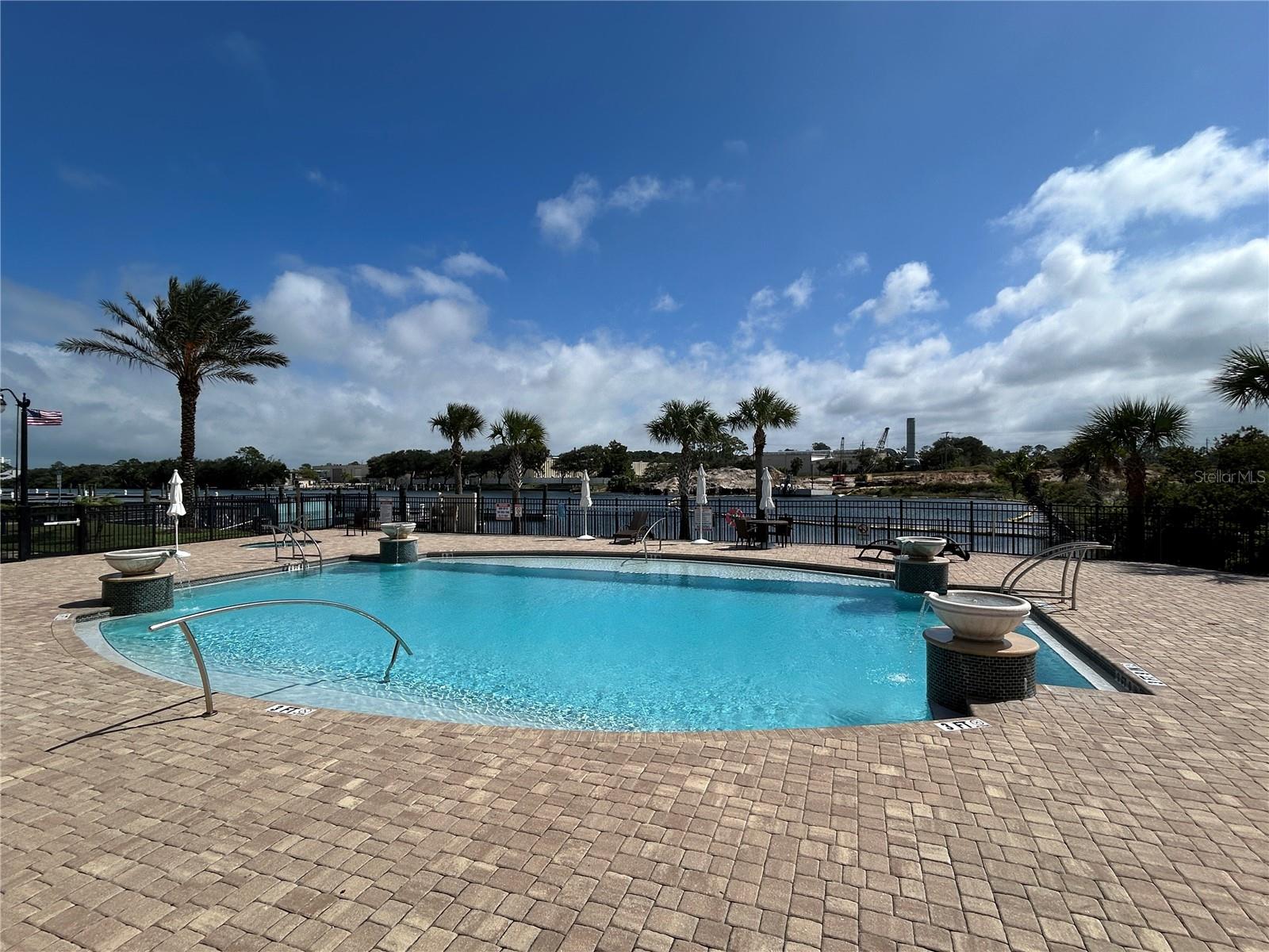 46 Del Palma Dr Property Photo 10