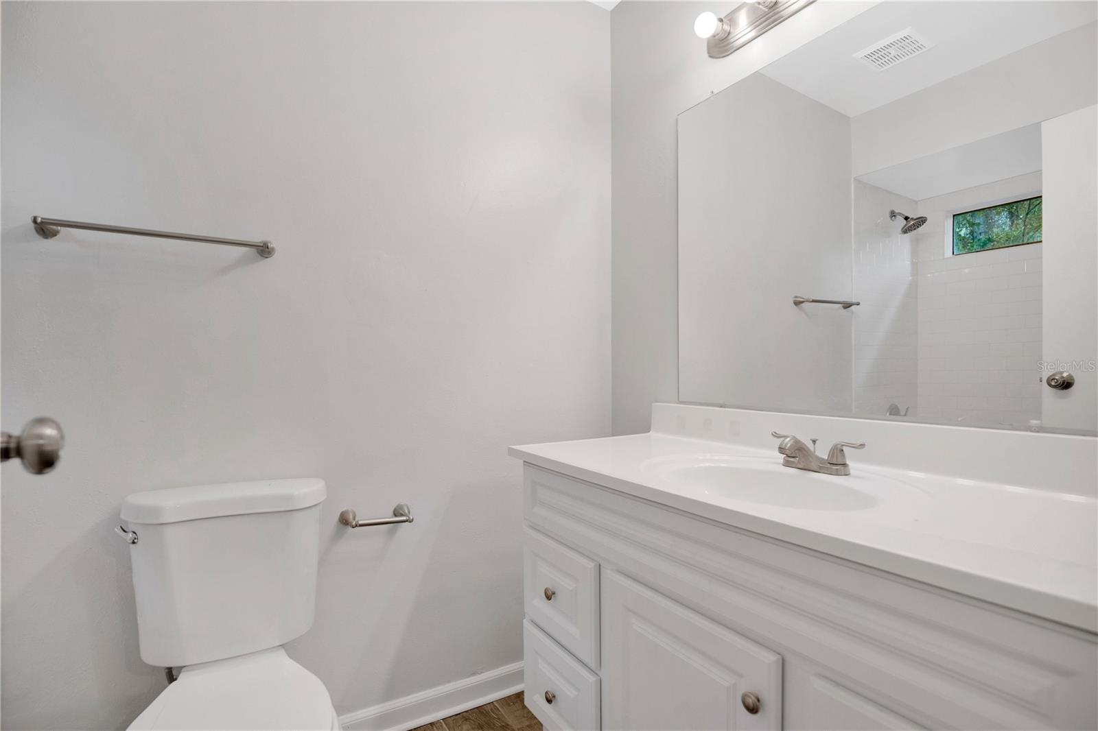654 Cypress Ln Property Photo 13