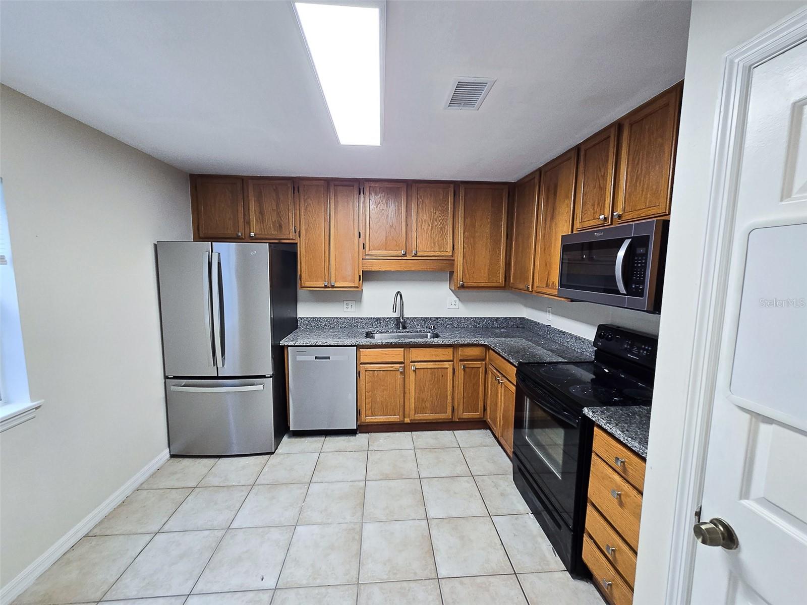 8105 Olympia Ct Property Photo 3