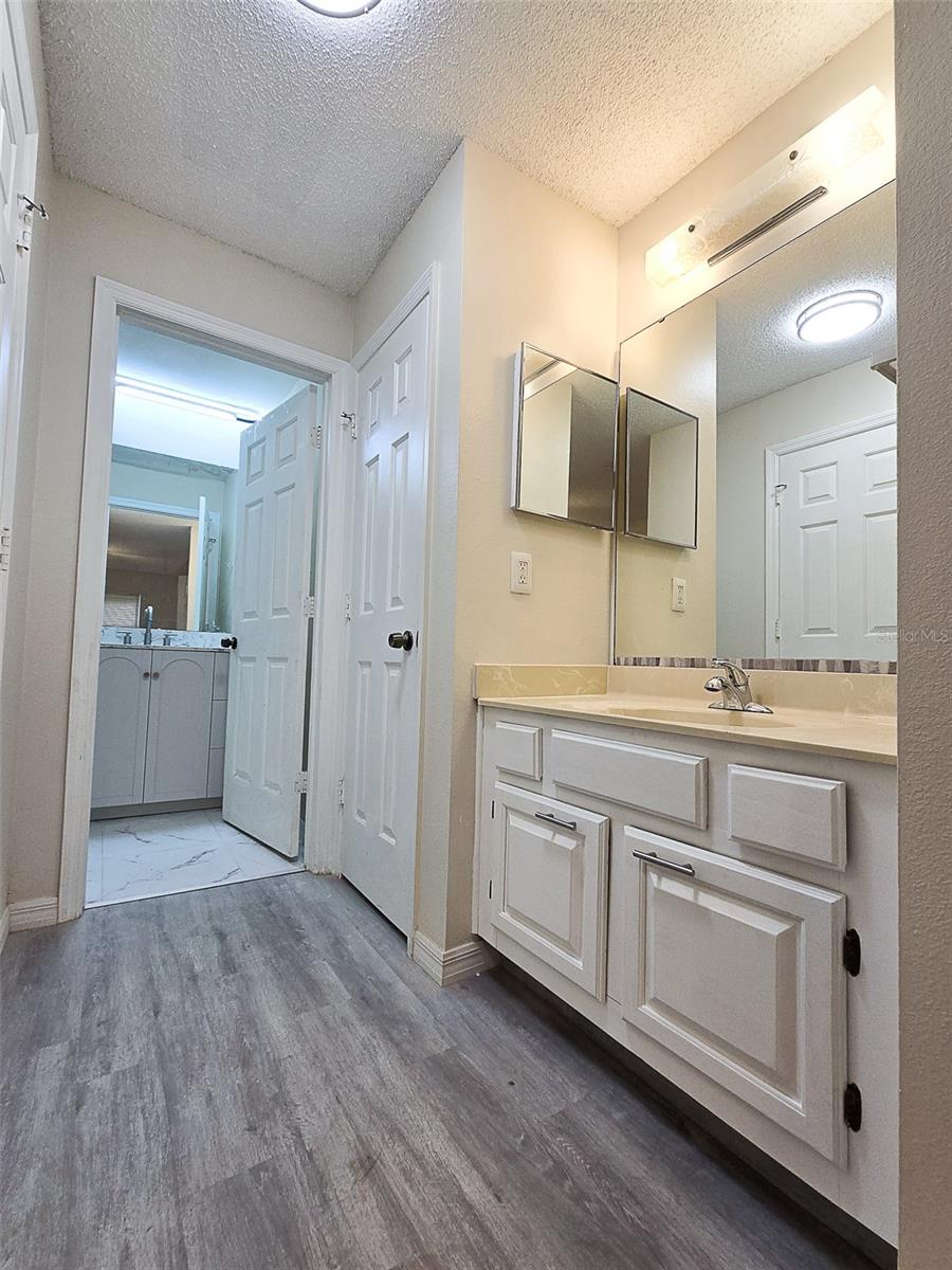 8105 Olympia Ct Property Photo 8