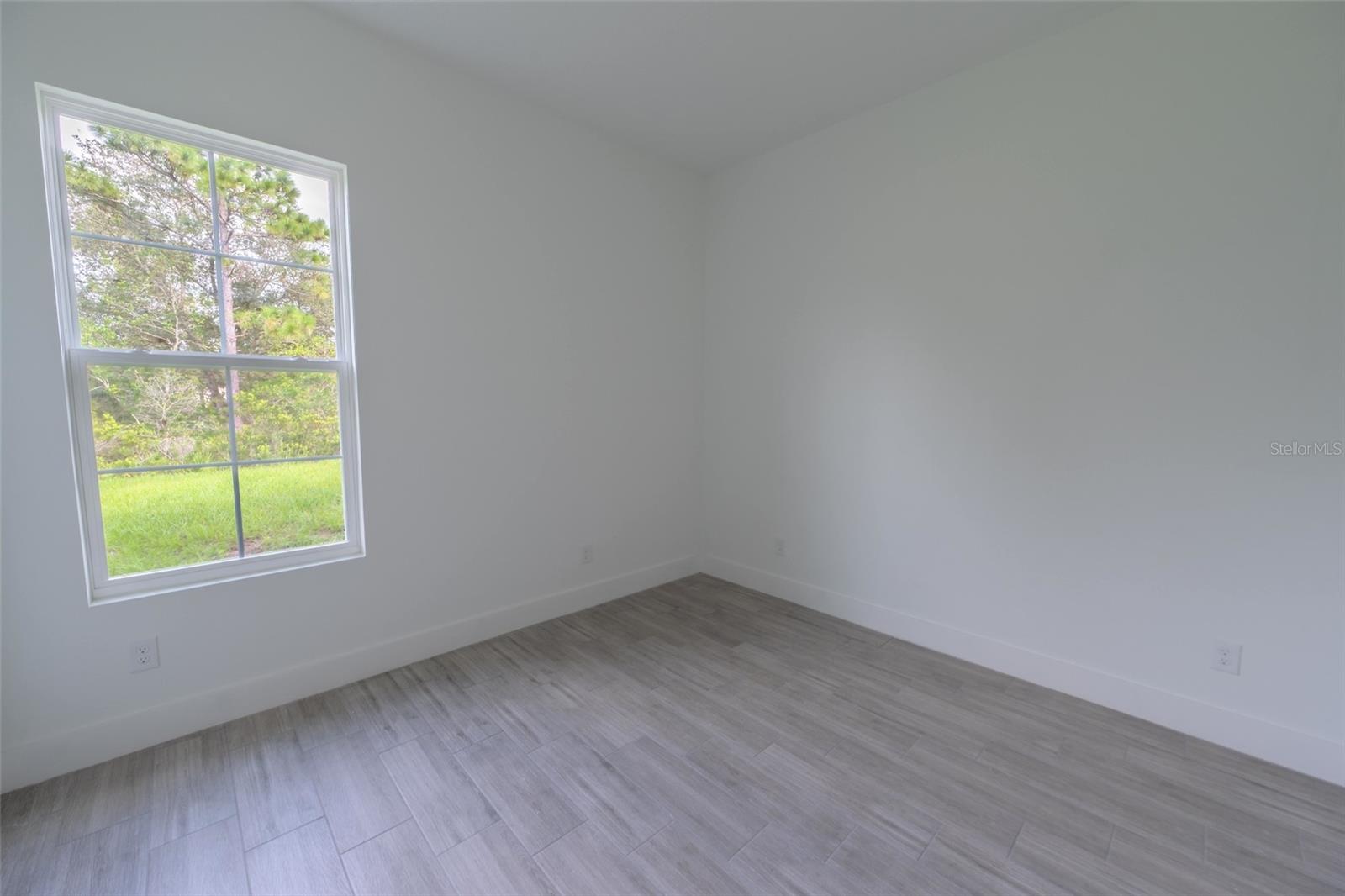 18526 Seaview St Property Photo 17