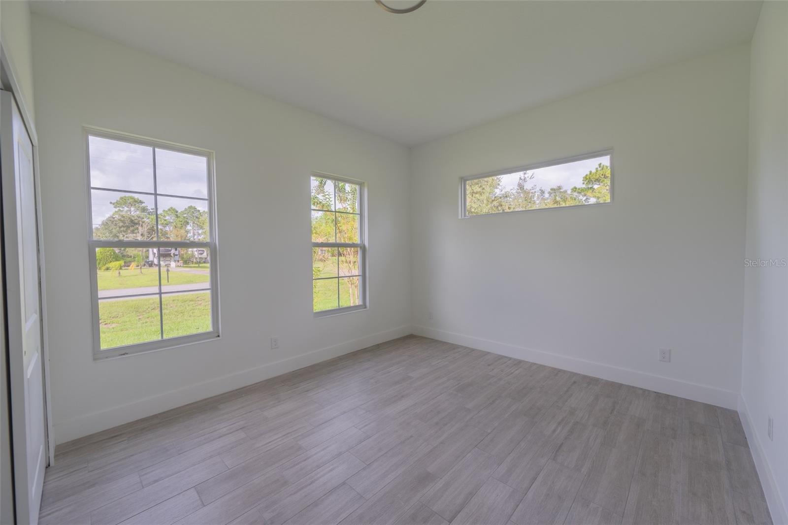 18526 Seaview St Property Photo 23