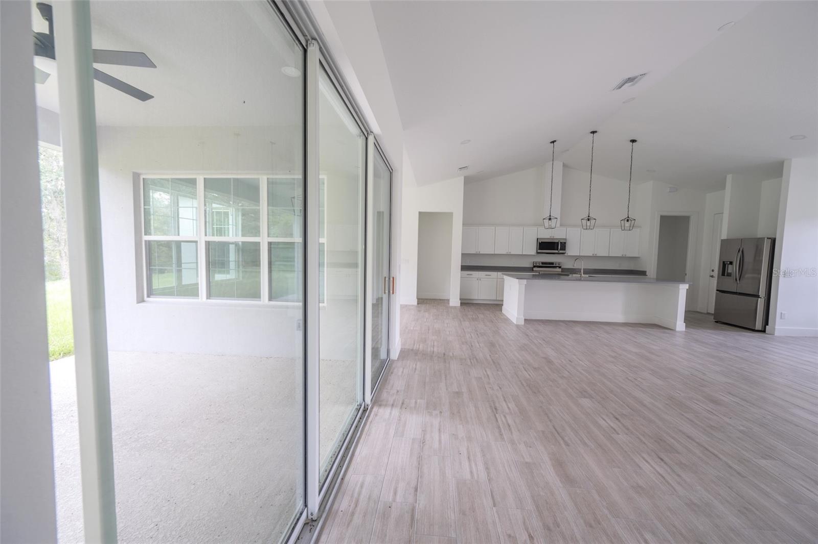18526 Seaview St Property Photo 31