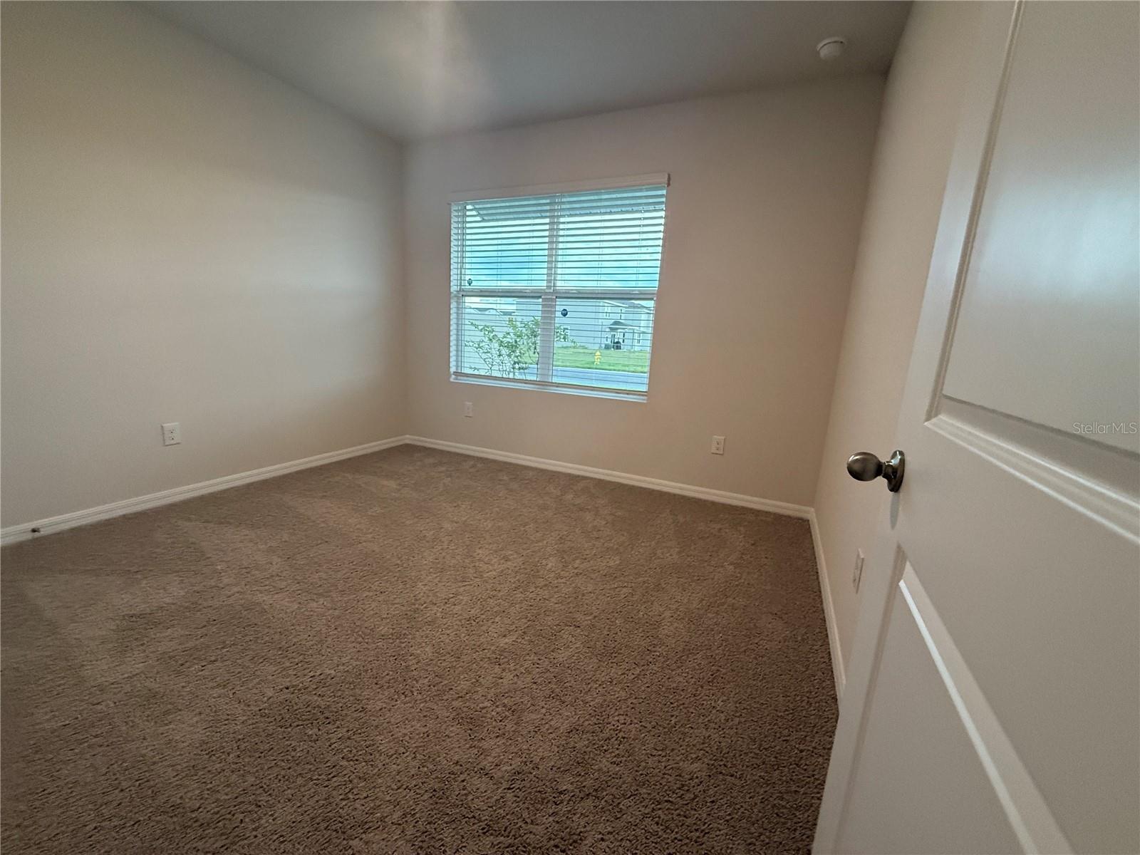 10944 Rabbit Grove Trl Property Photo 3