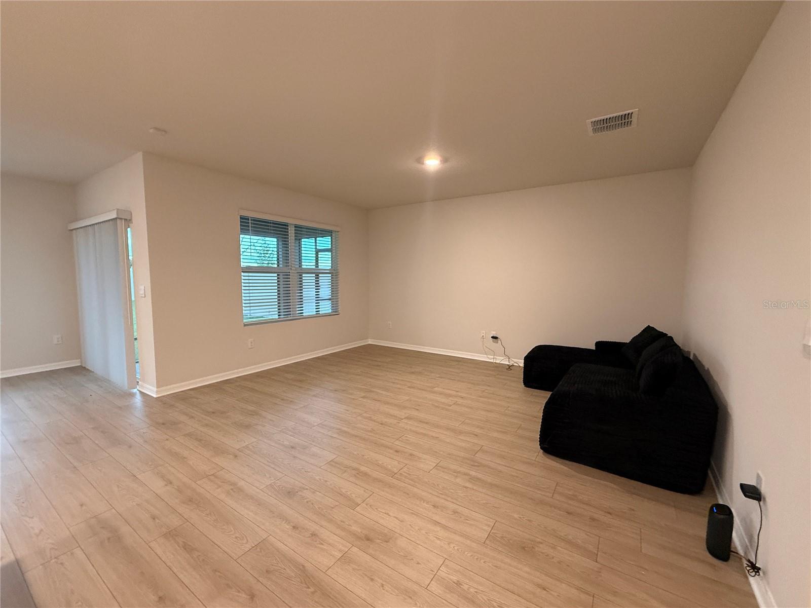 10944 Rabbit Grove Trl Property Photo 6