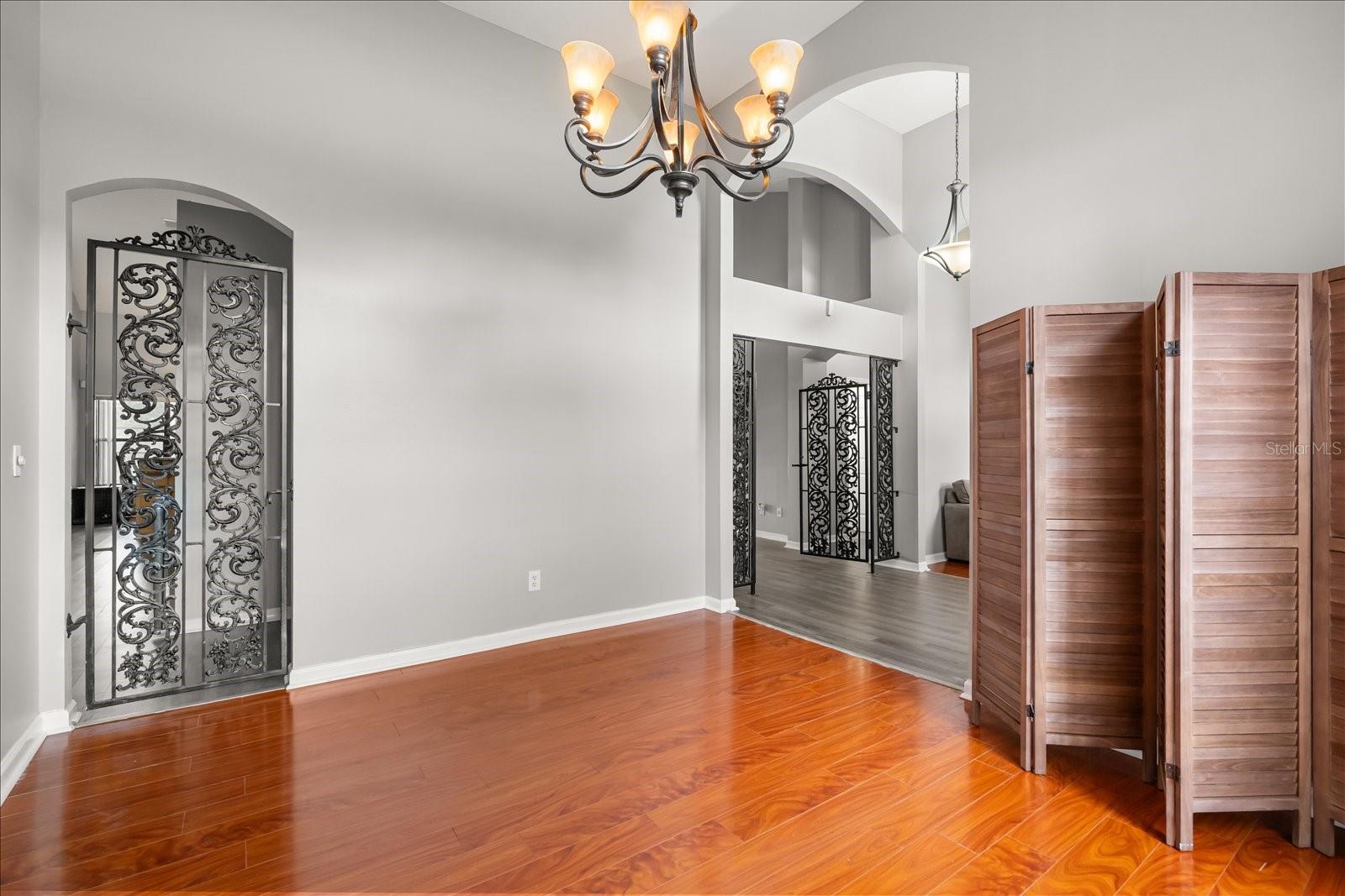 6839 Hidden Glade Pl Property Photo 10