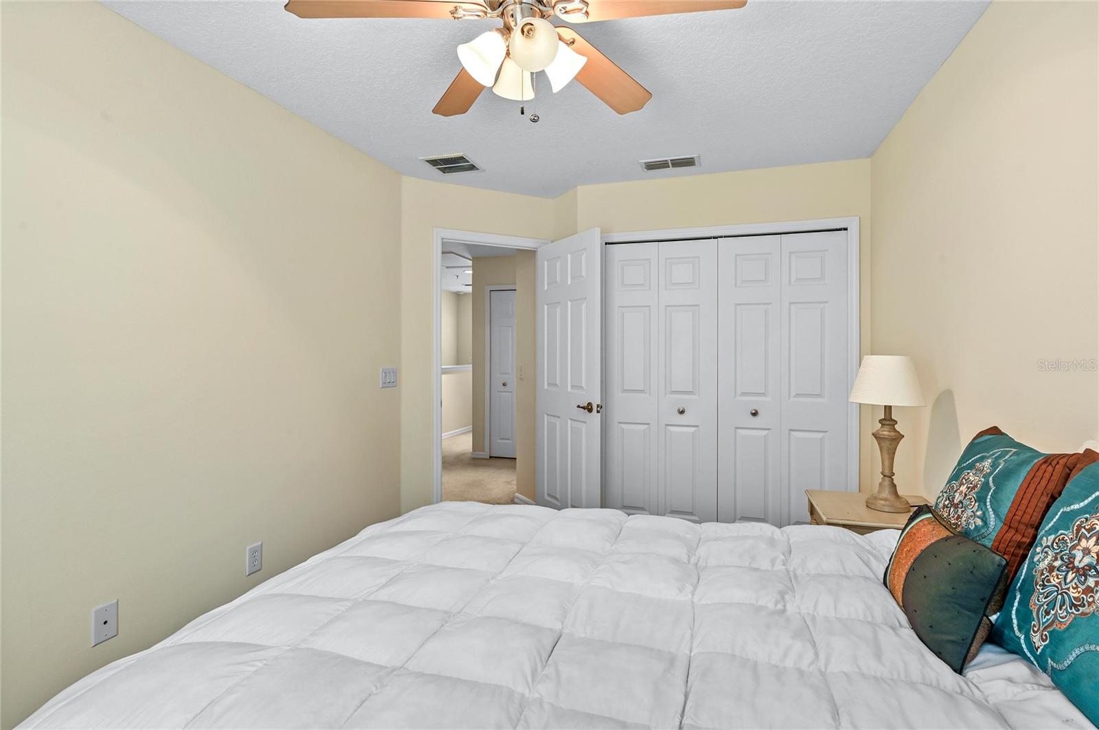 104 Canterbury Bell Dr Property Photo 25
