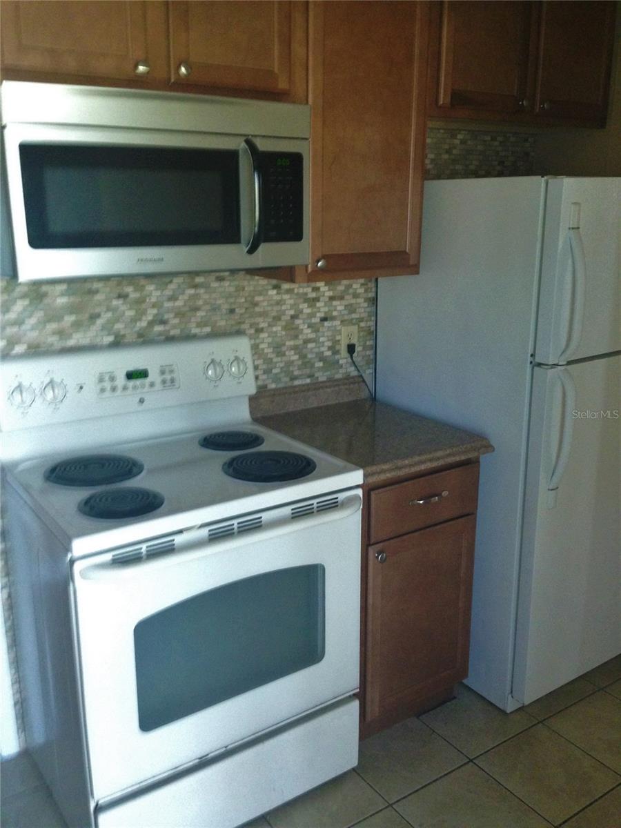 217 Acorn Dr Property Photo 9