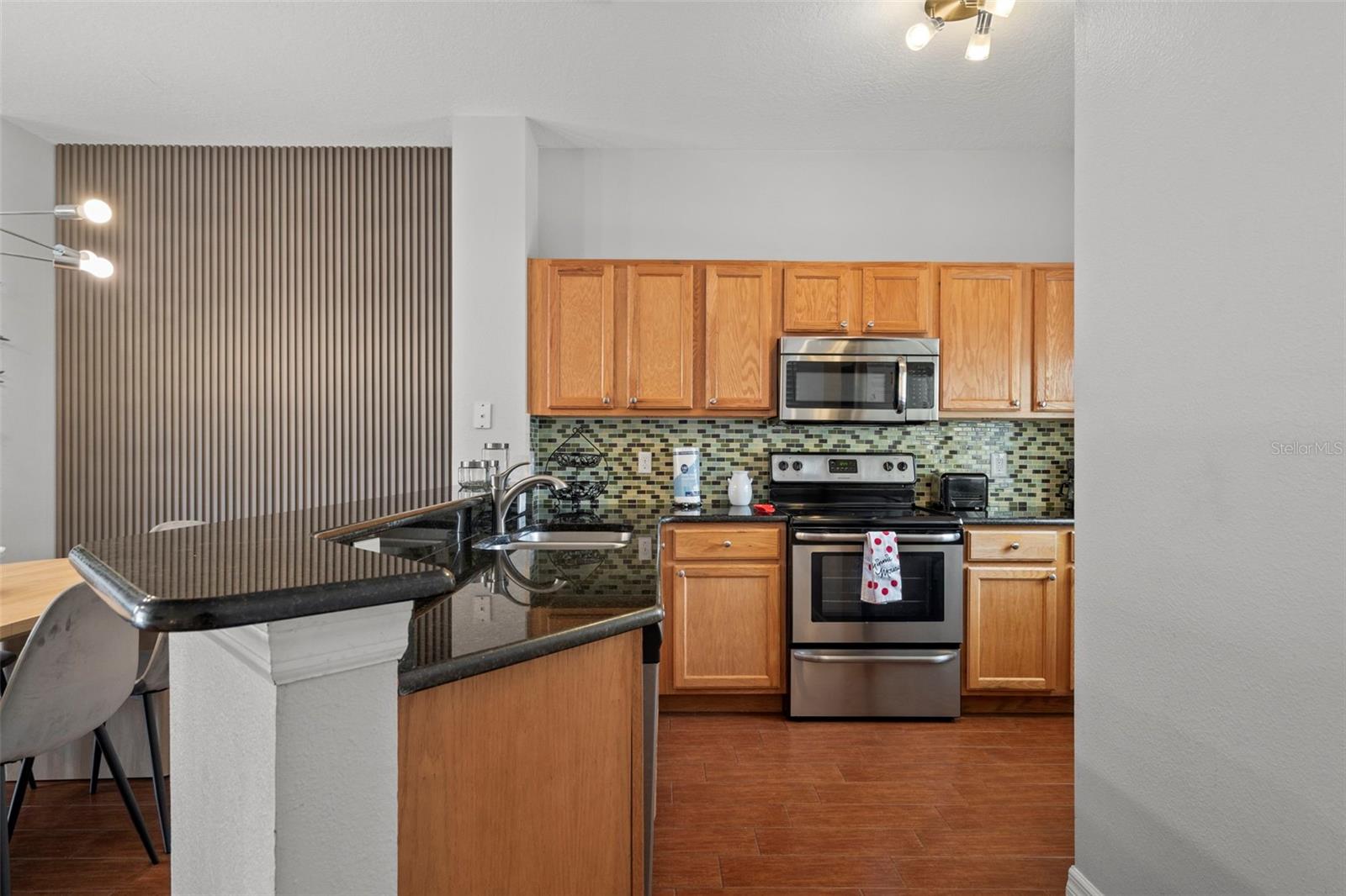 8581 Bay Lilly Loop Property Photo 4