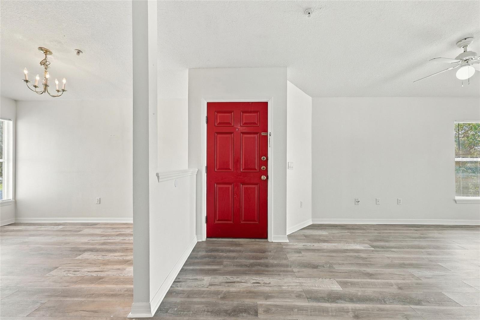 2718 Club Cortile Cir #b Property Photo 11