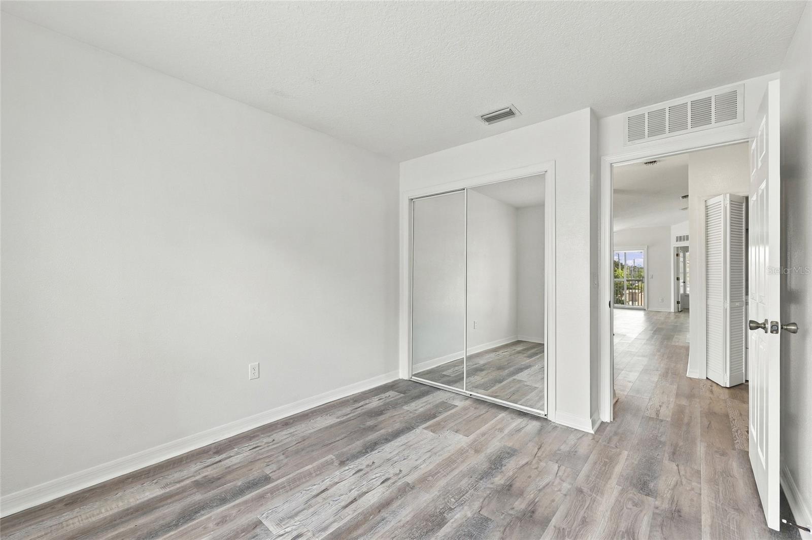 2718 Club Cortile Cir #b Property Photo 20