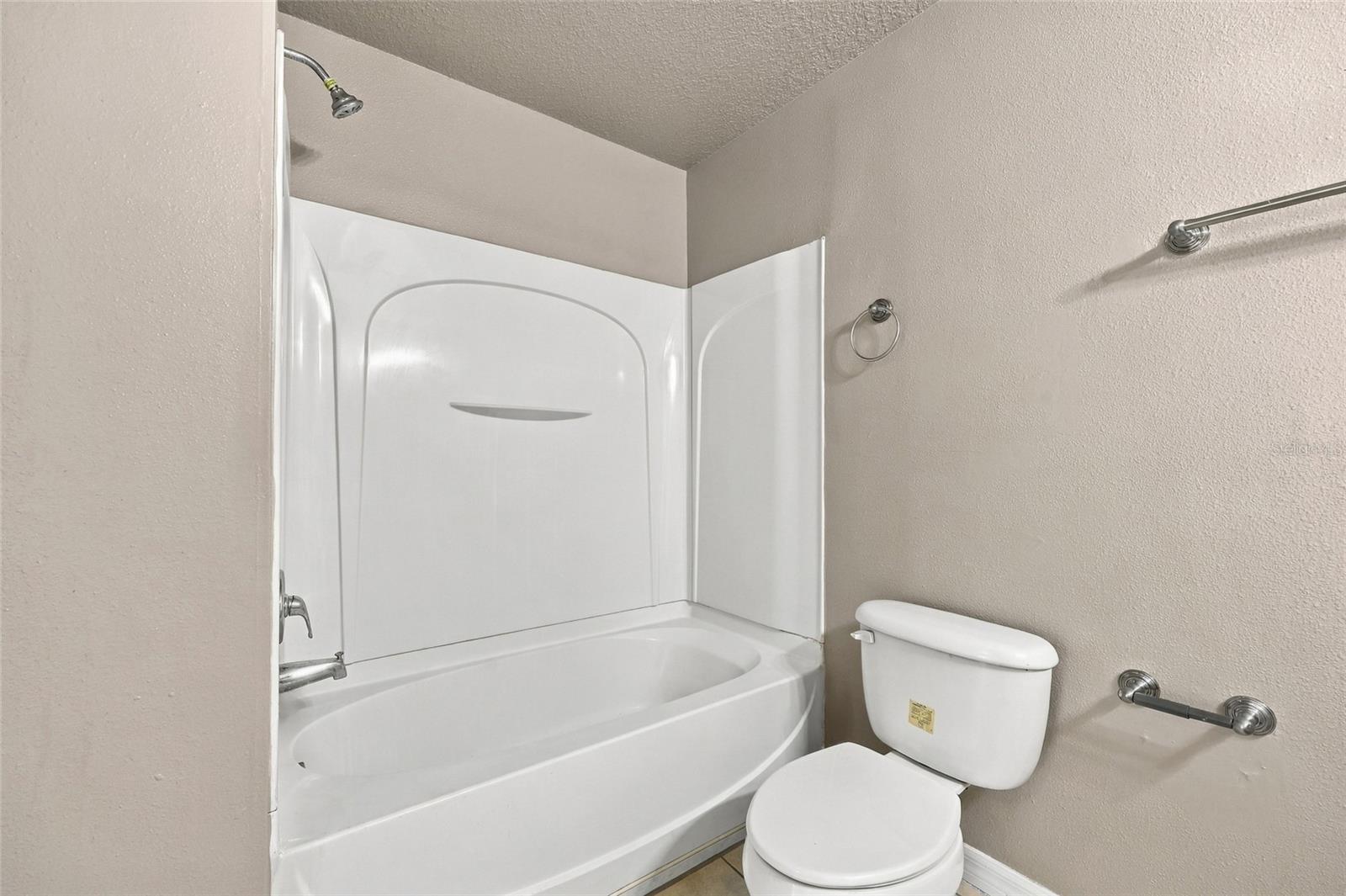 2718 Club Cortile Cir #b Property Photo 24
