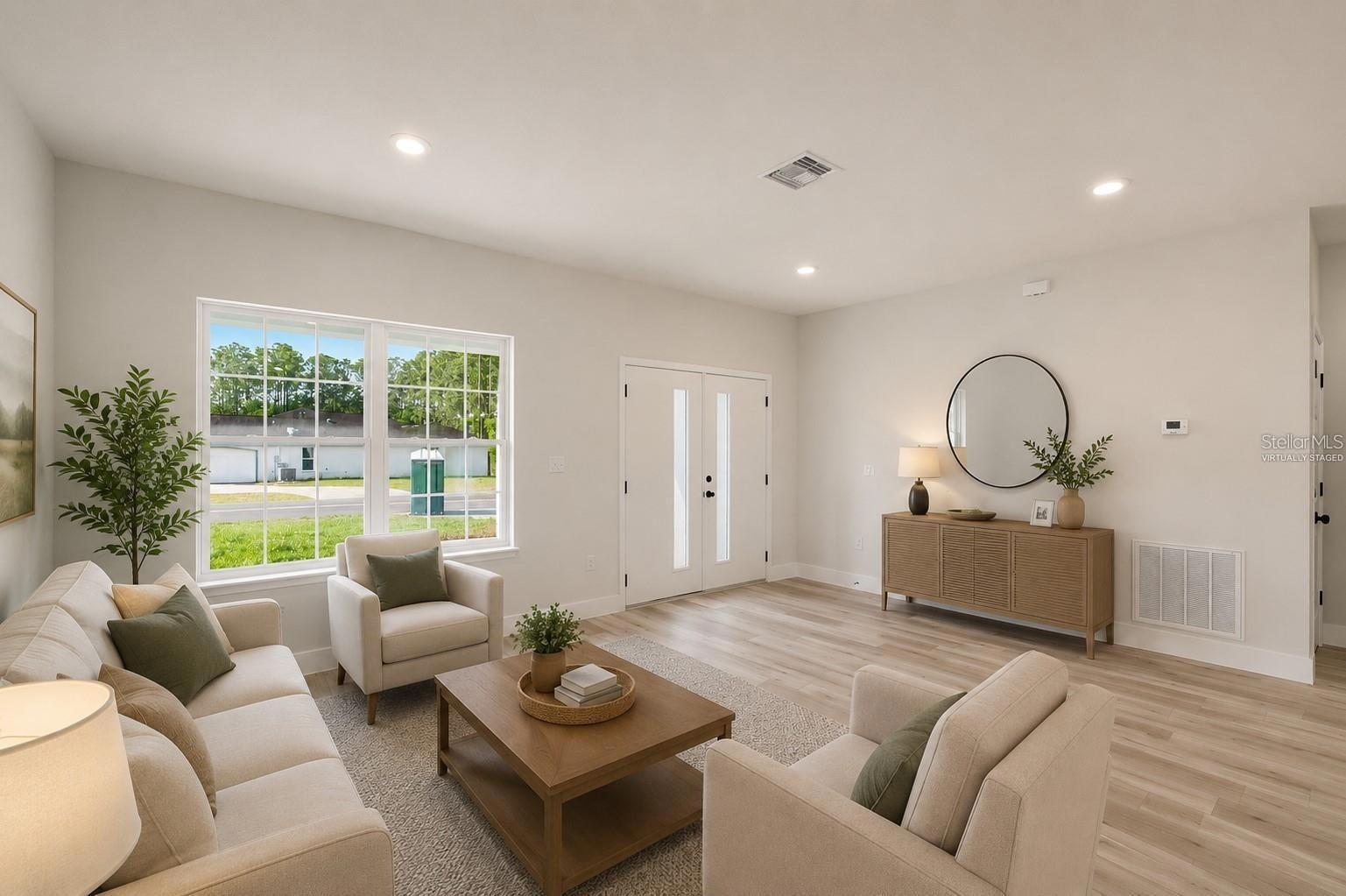 O6441939 Property Photo 45
