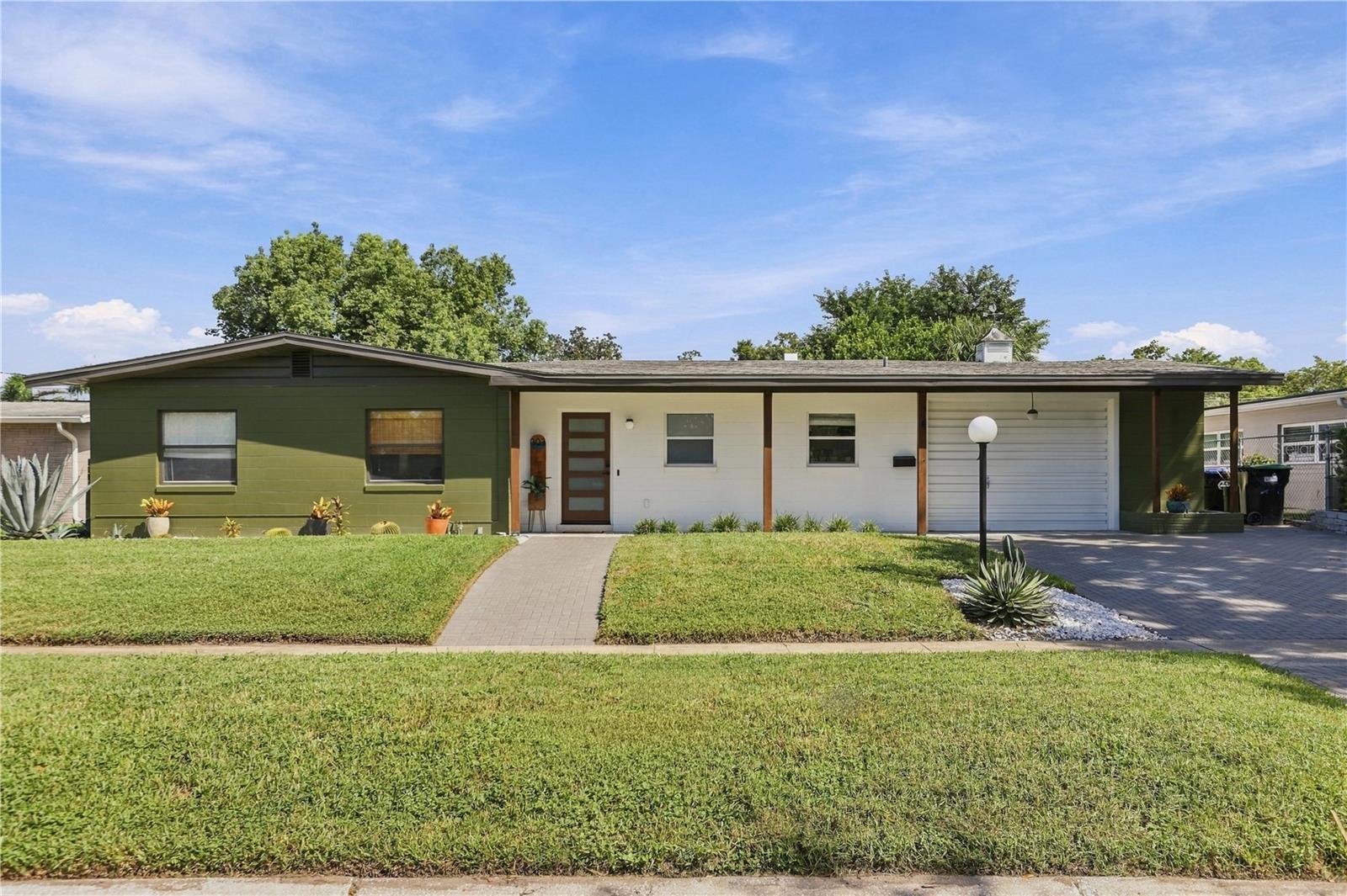 303 Halsey St Property Photo 1