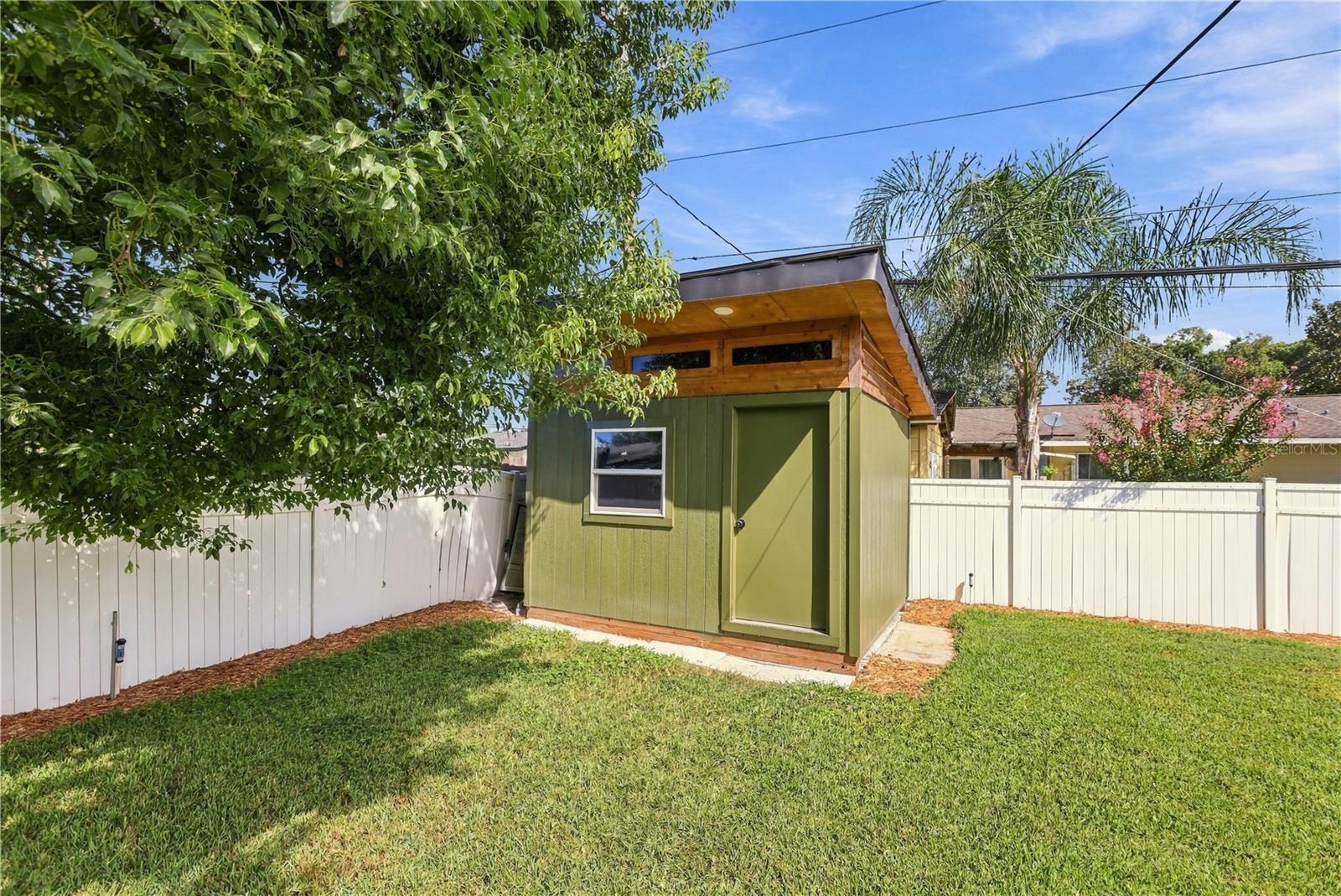 303 Halsey St Property Photo 39