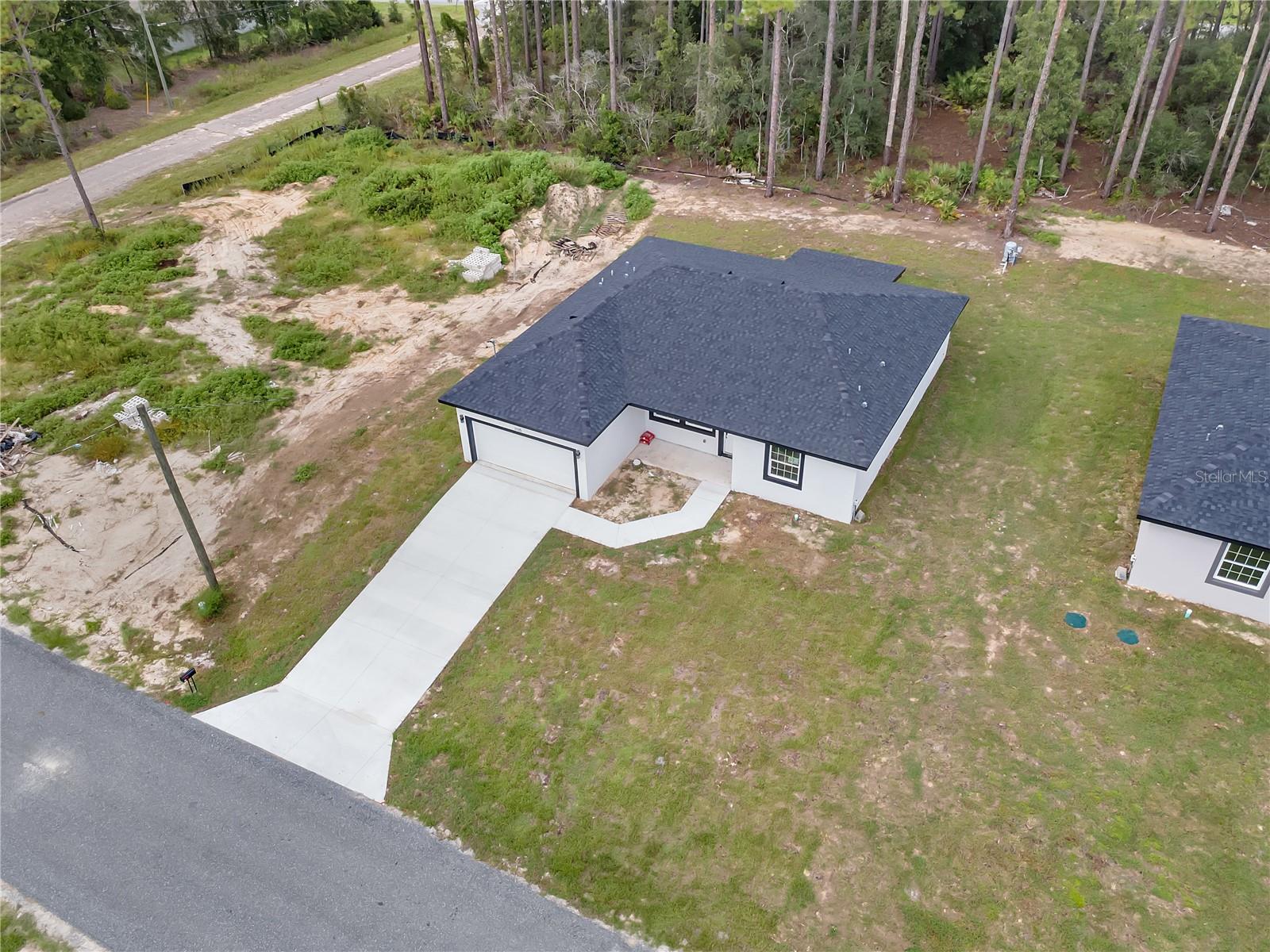 1115 W Cary Dr Property Photo 6