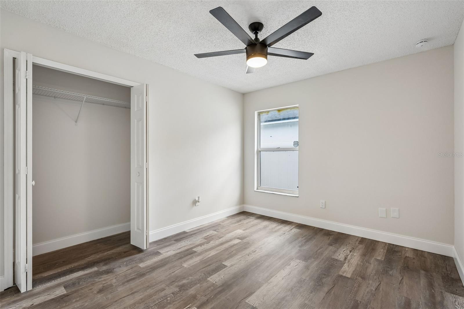 1320 Oak Grove Ct Property Photo 15