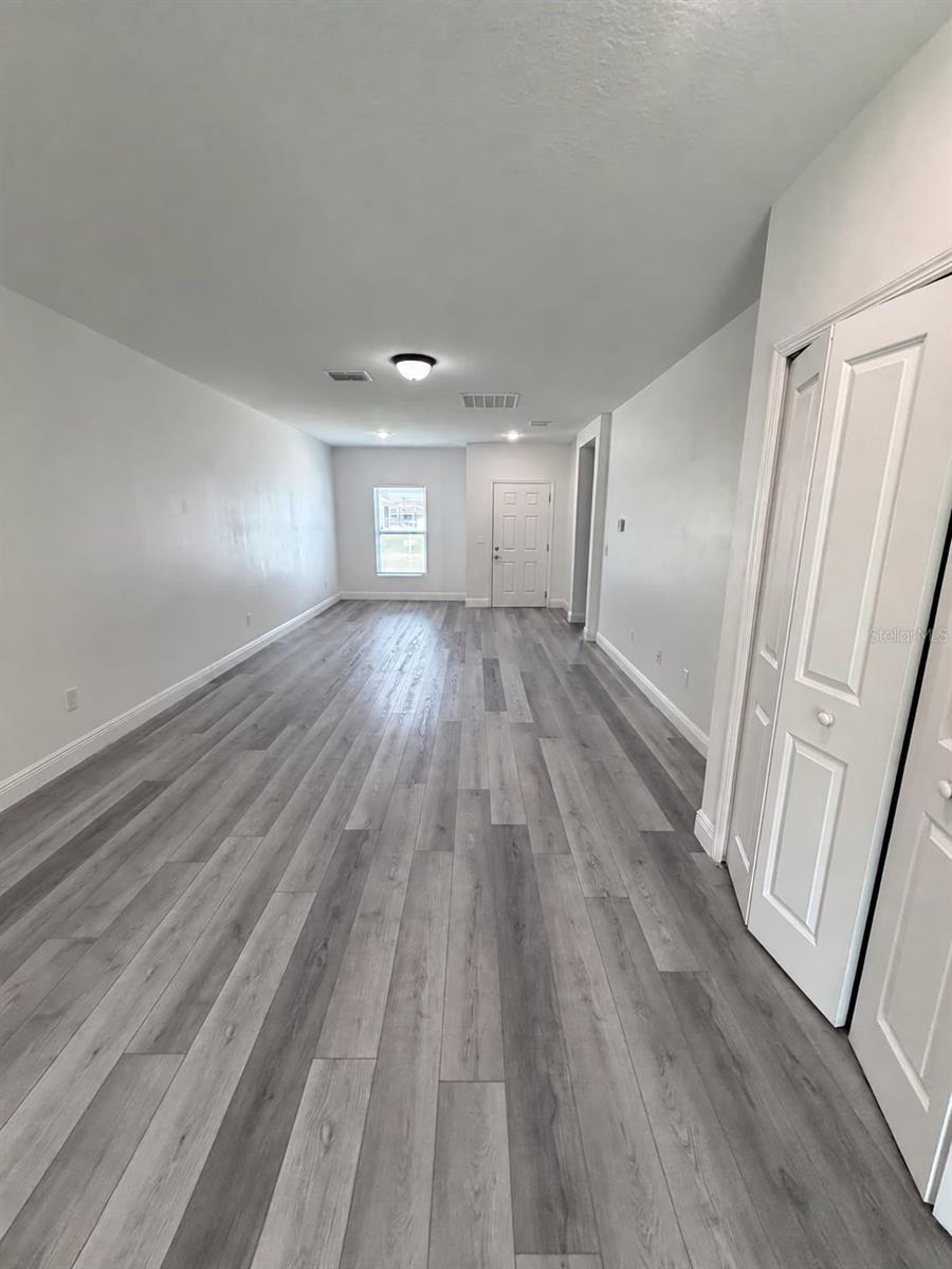 309 Clermont Dr #a Property Photo 4