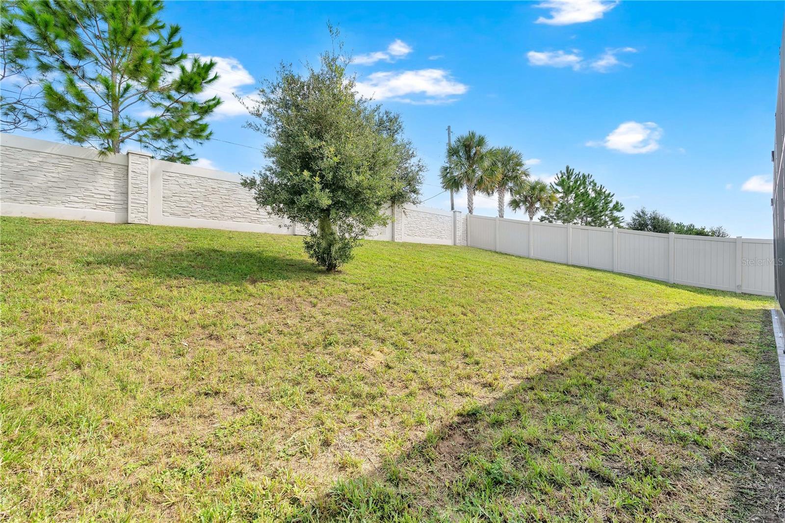 961 Lakeside Estates Dr Property Photo 31