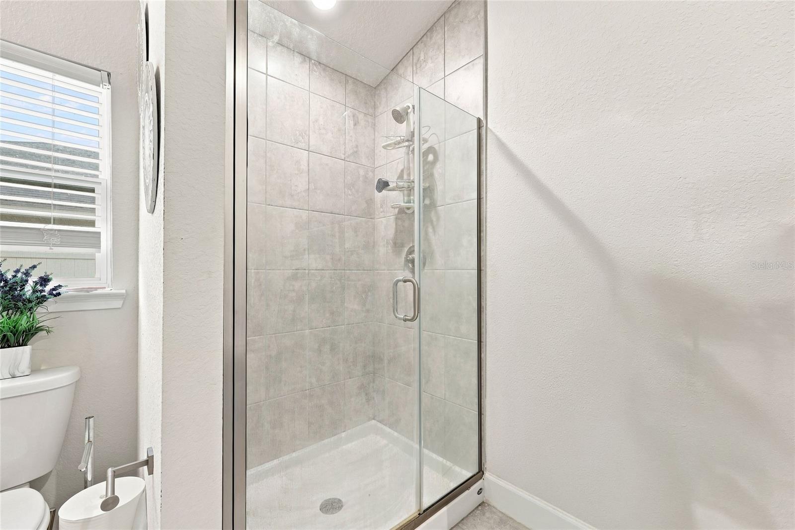 2302 Friendly Confines Loop Property Photo 13