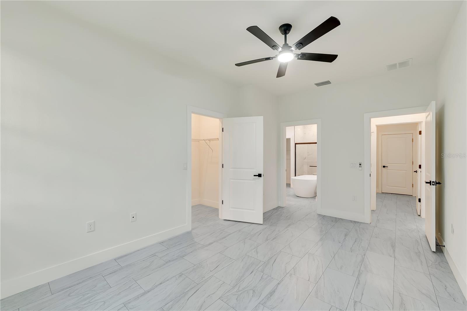 1097 W Cary Dr Property Photo 13