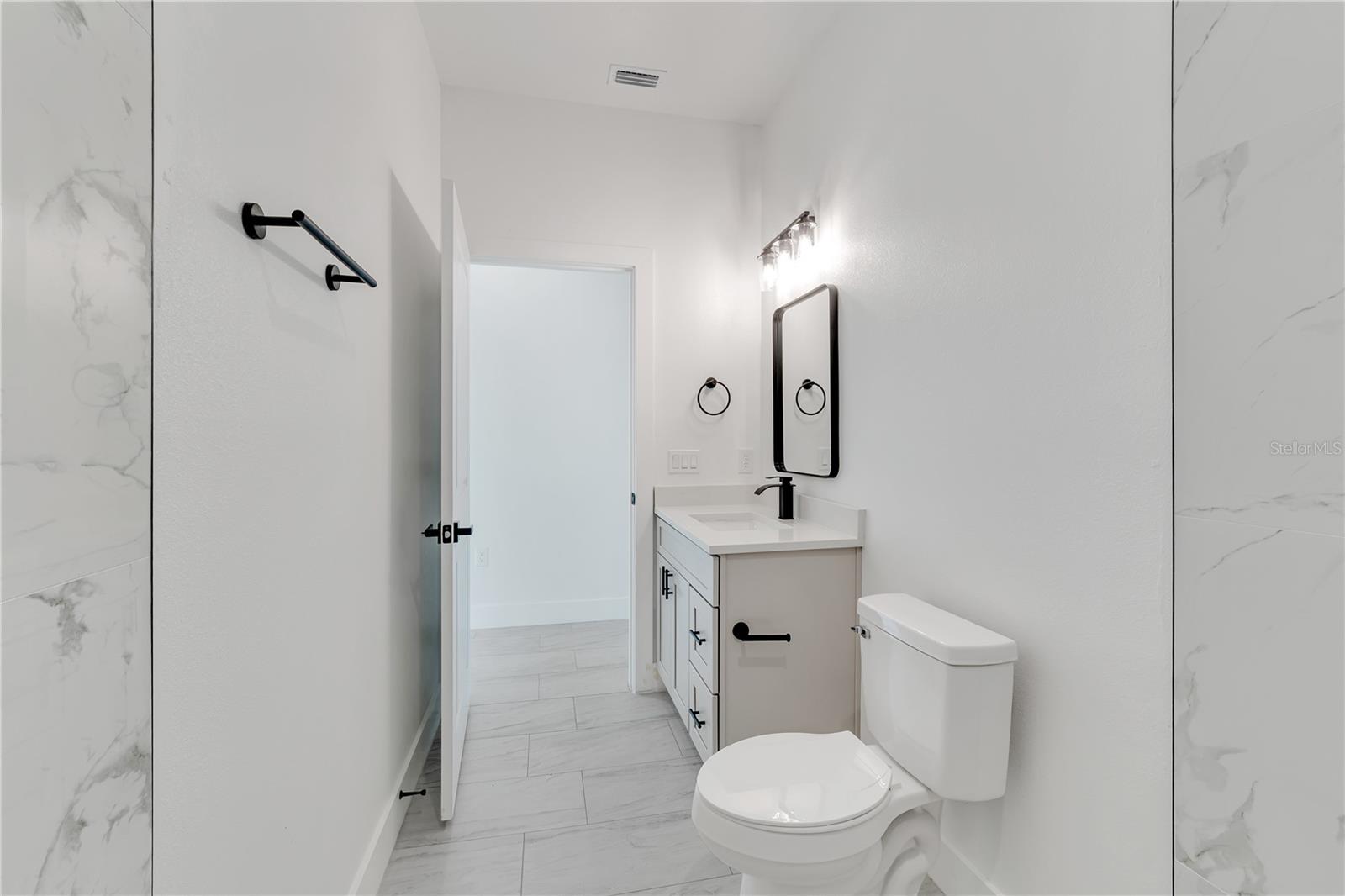1097 W Cary Dr Property Photo 25