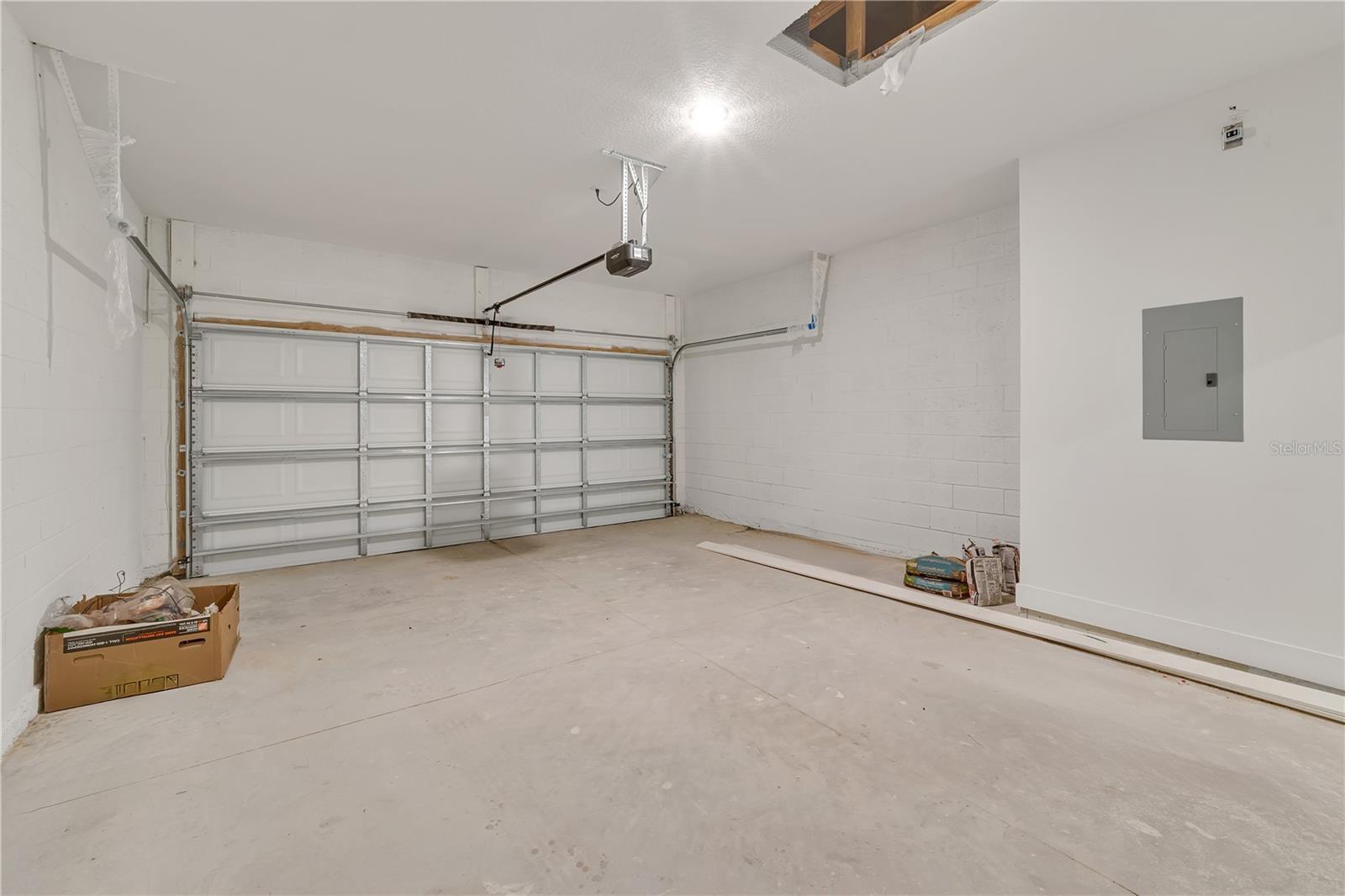 1097 W Cary Dr Property Photo 32