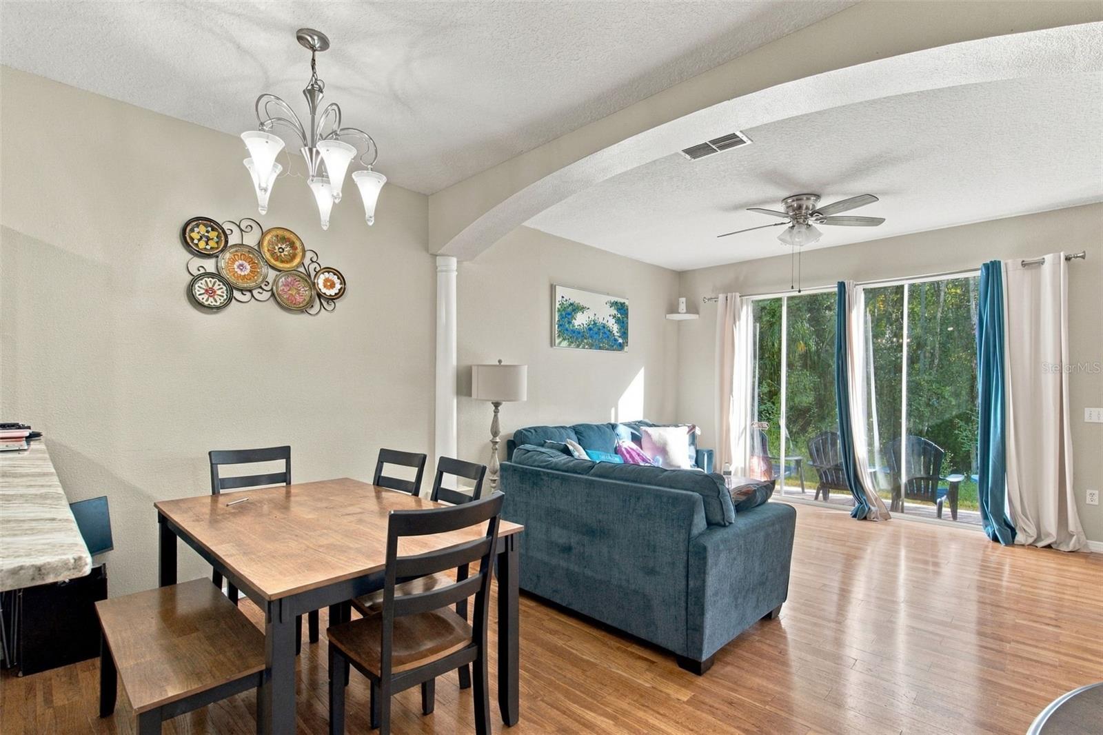 457 Madison Cir Property Photo 4