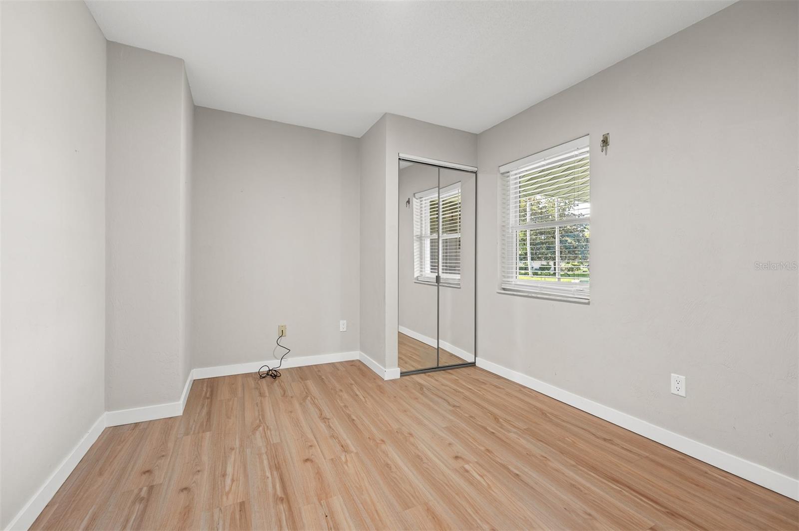 107 Deer Lake Cir Property Photo 23