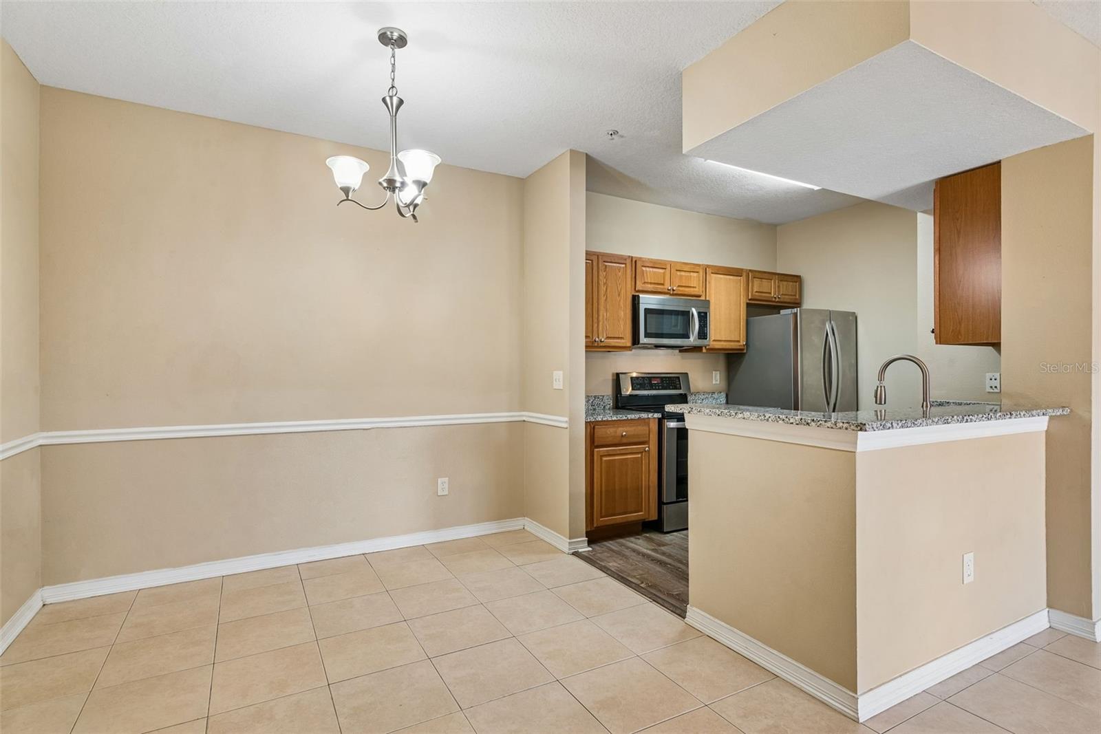 14205 Falls Church Dr #2007 Property Photo 8