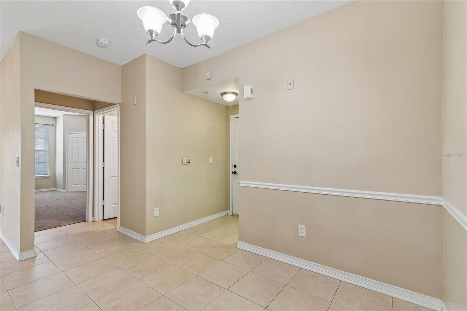 14205 Falls Church Dr #2007 Property Photo 11