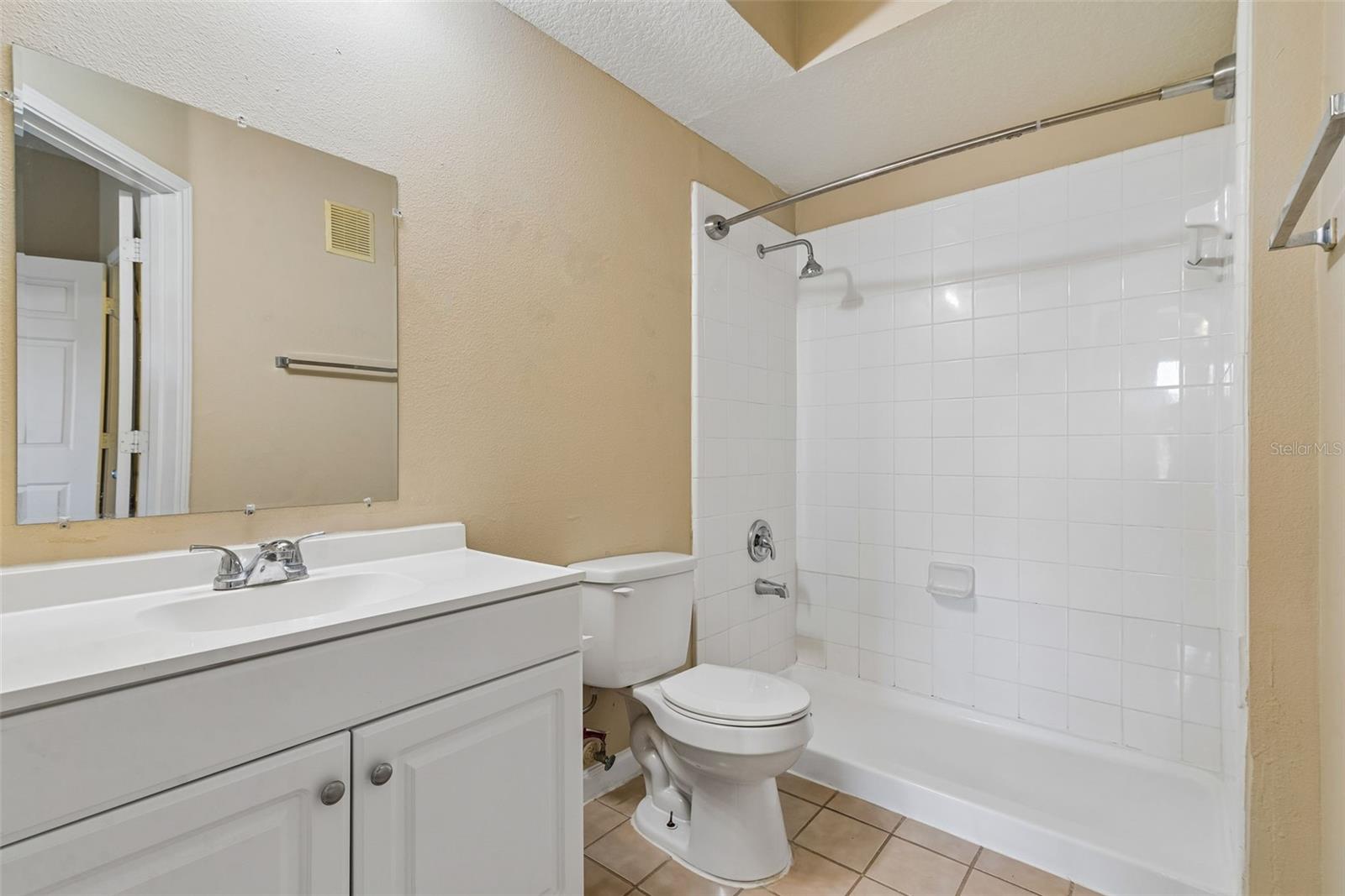 14205 Falls Church Dr #2007 Property Photo 17