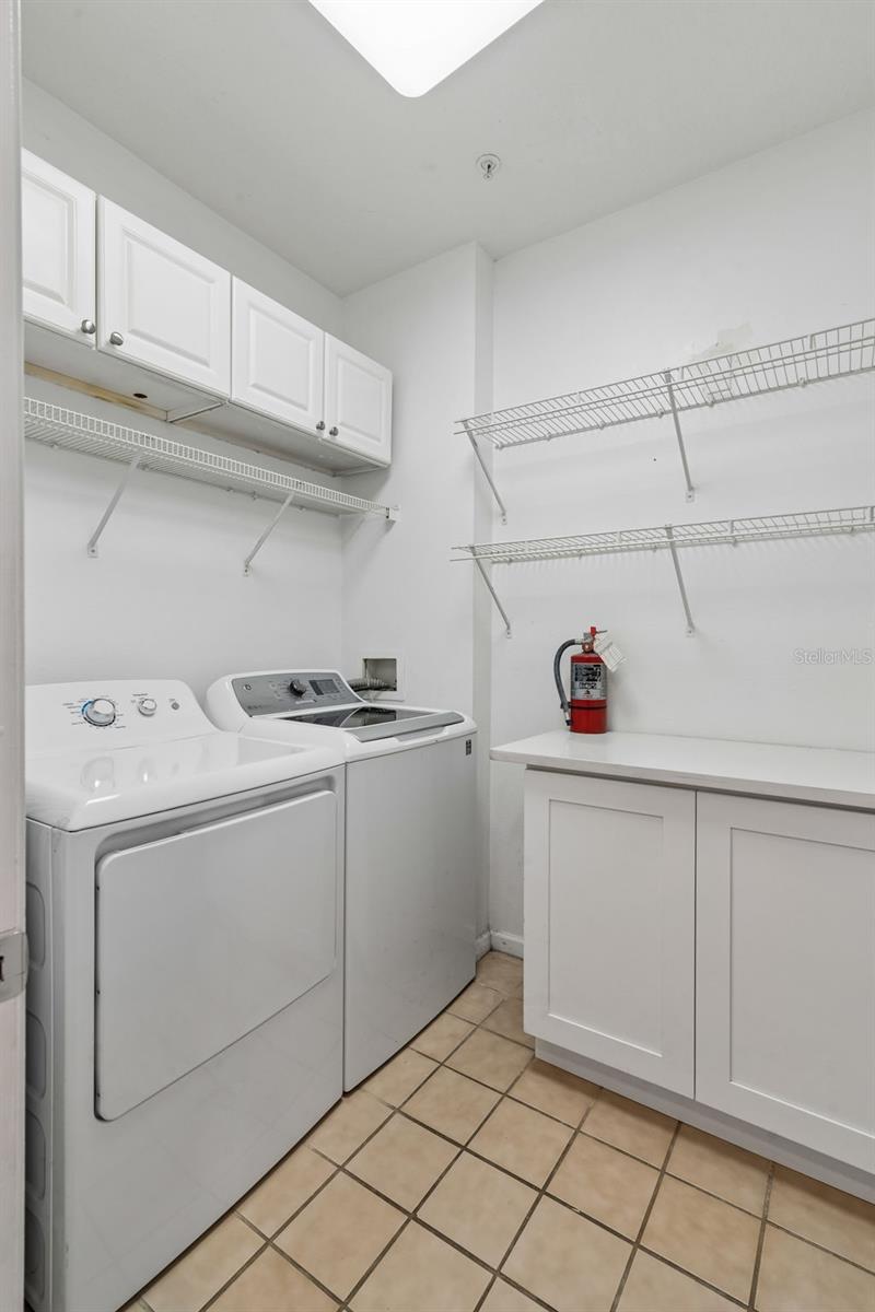 14205 Falls Church Dr #2007 Property Photo 18