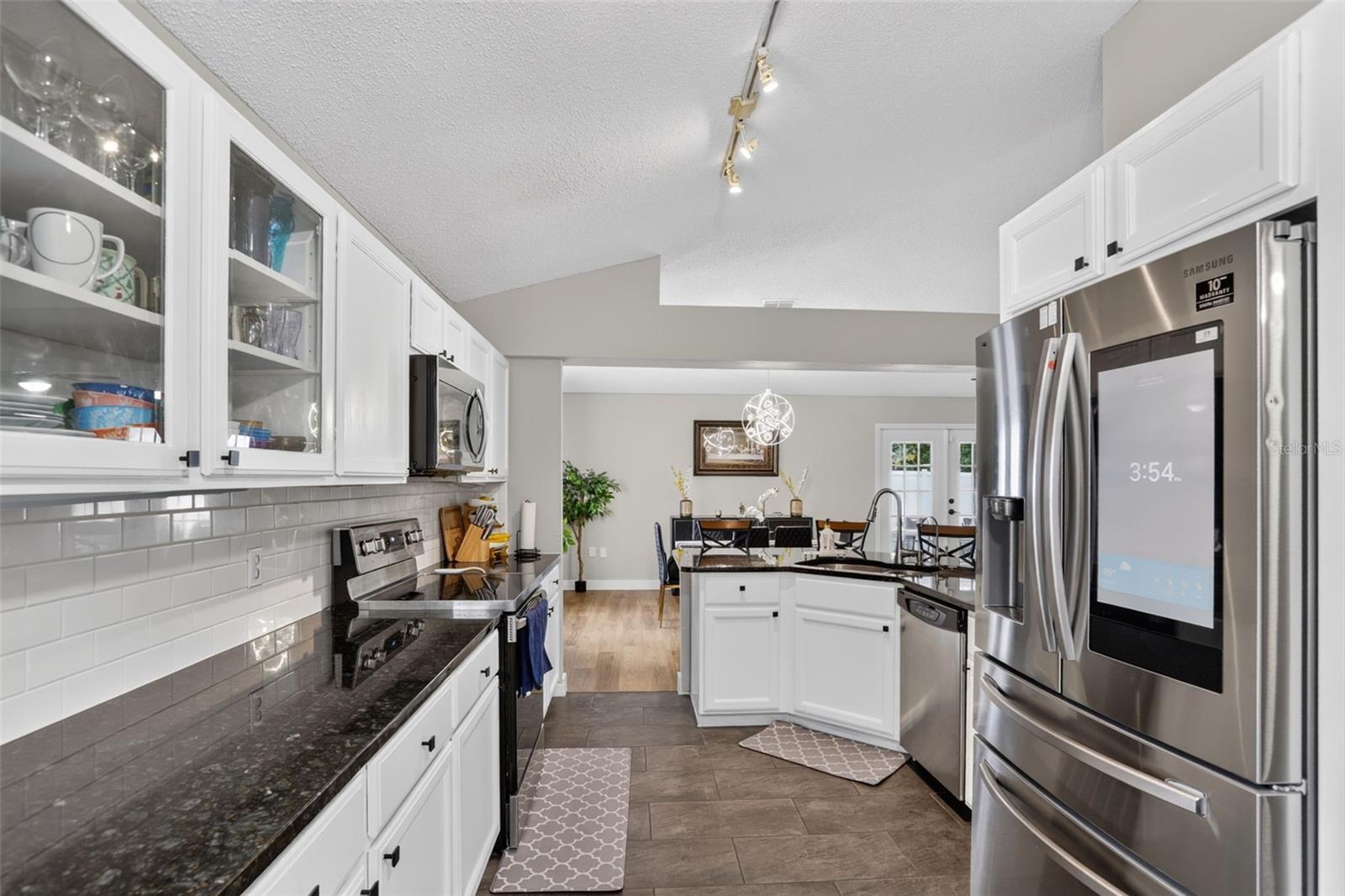 1645 Stefan Cole Ln Property Photo 5