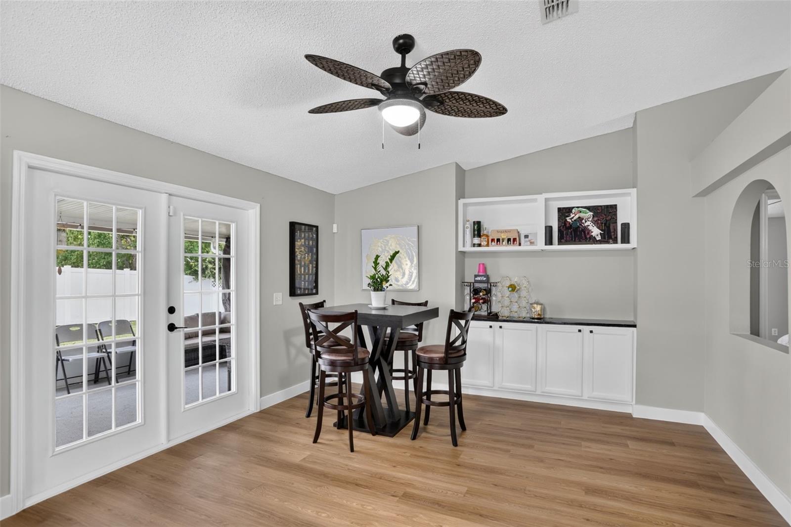 1645 Stefan Cole Ln Property Photo 8